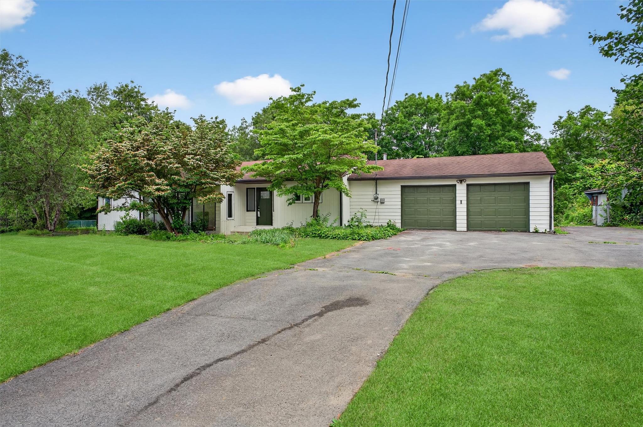 Single Family Station  Orange County, NY 12575, MLS-882278-2