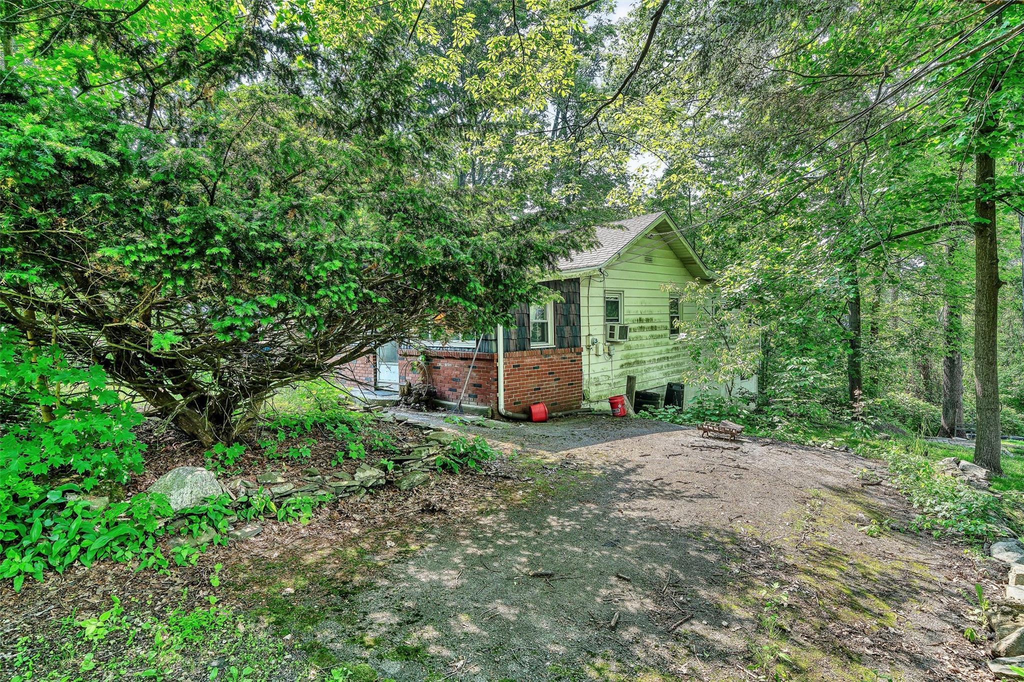 Single Family Silver  Orange County, NY 10950, MLS-882306-24