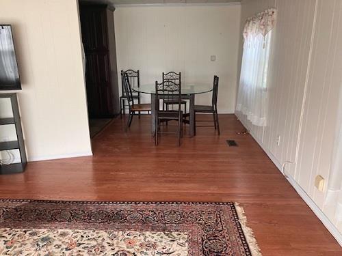 Single Family Old Country Road  Suffolk County, NY 11901, MLS-882329-4
