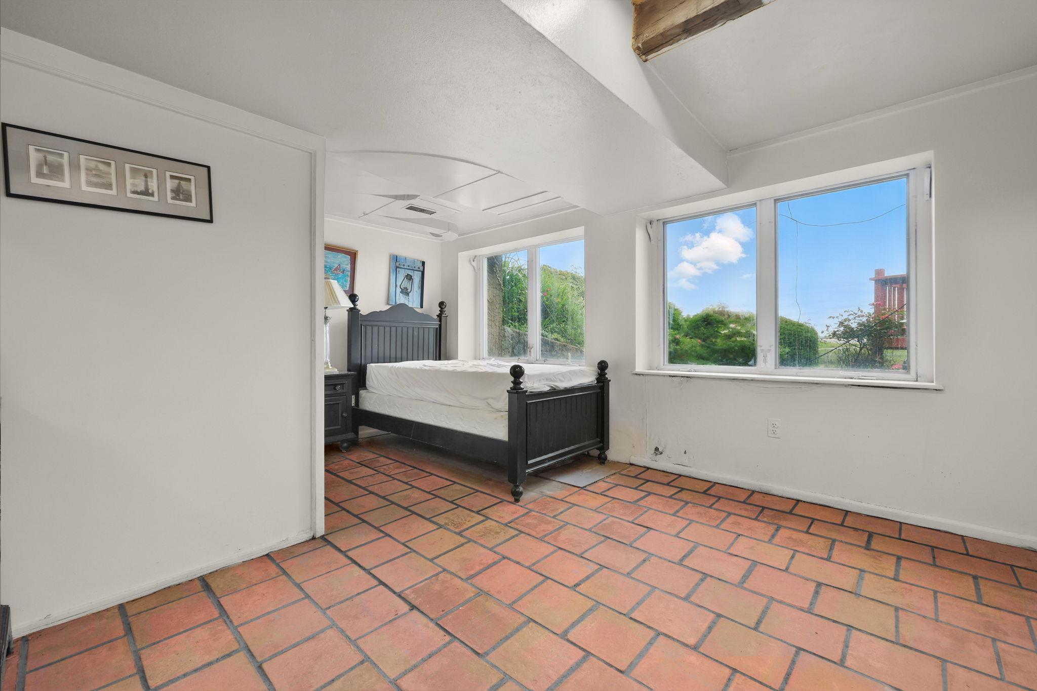 Single Family Cornwells Beach Road  Nassau County, NY 11050, MLS-882374-11