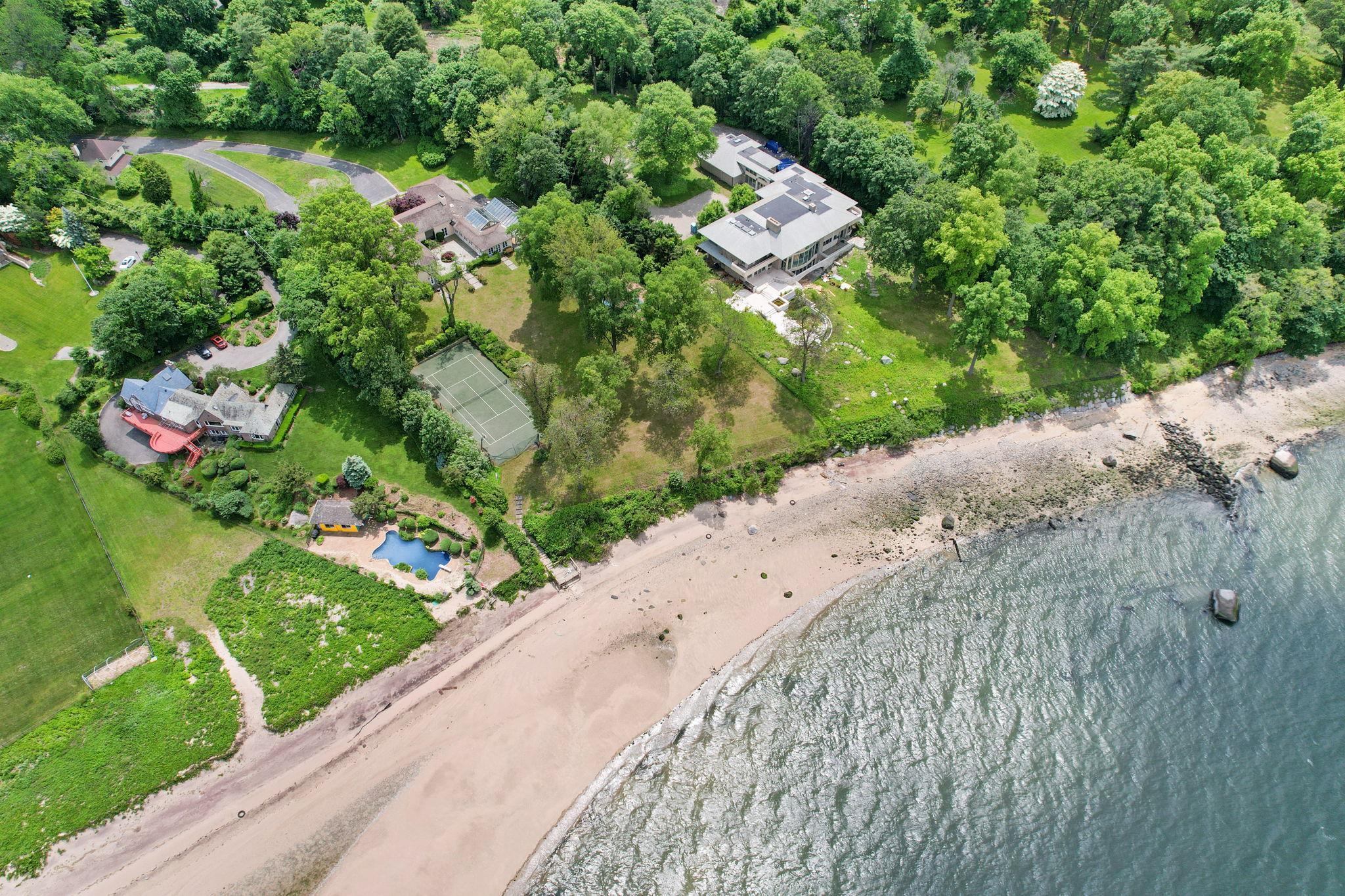 Single Family Cornwells Beach Road  Nassau County, NY 11050, MLS-882374-28