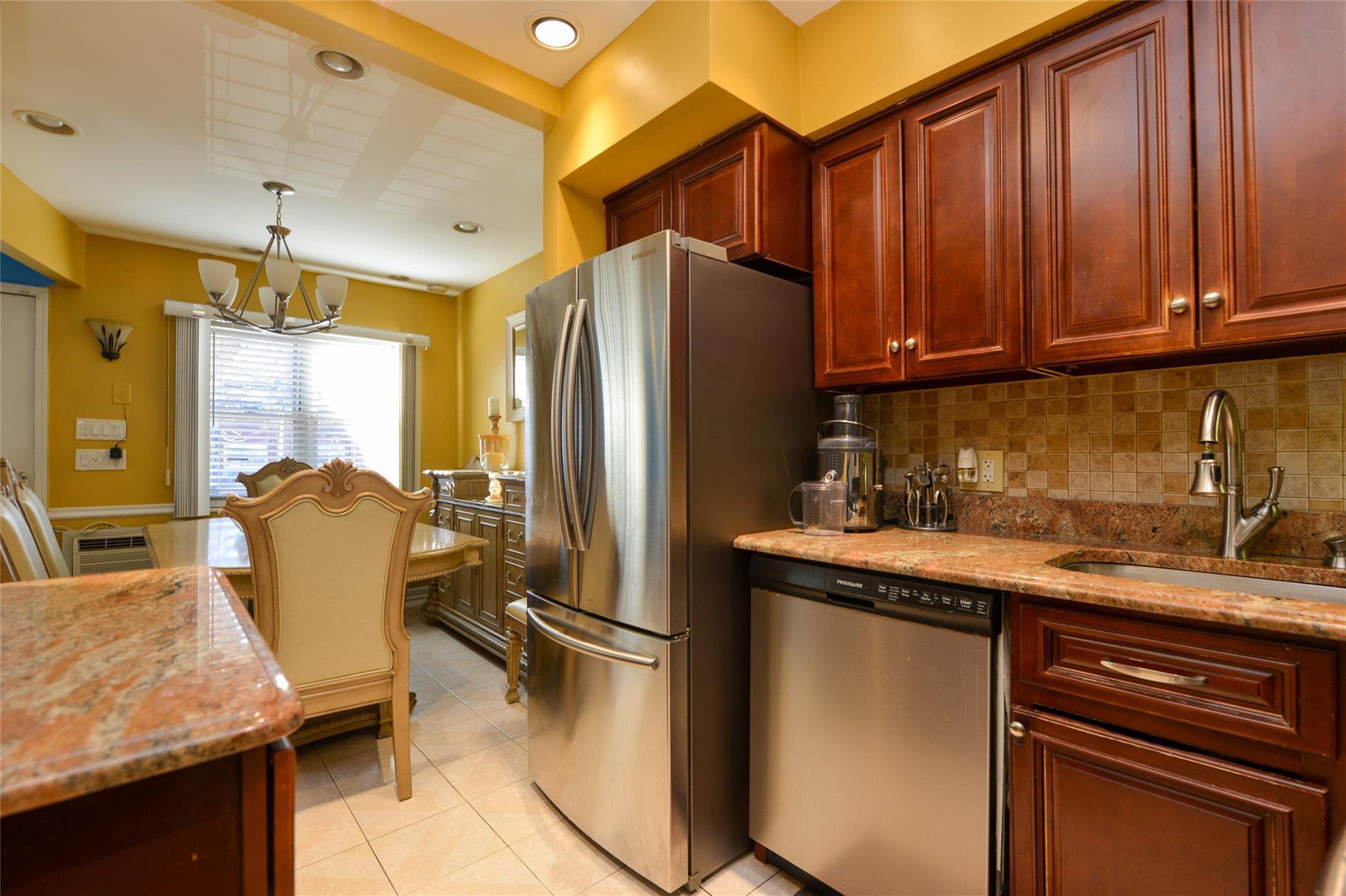Single Family 86th  Brooklyn, NY 11236, MLS-882382-10