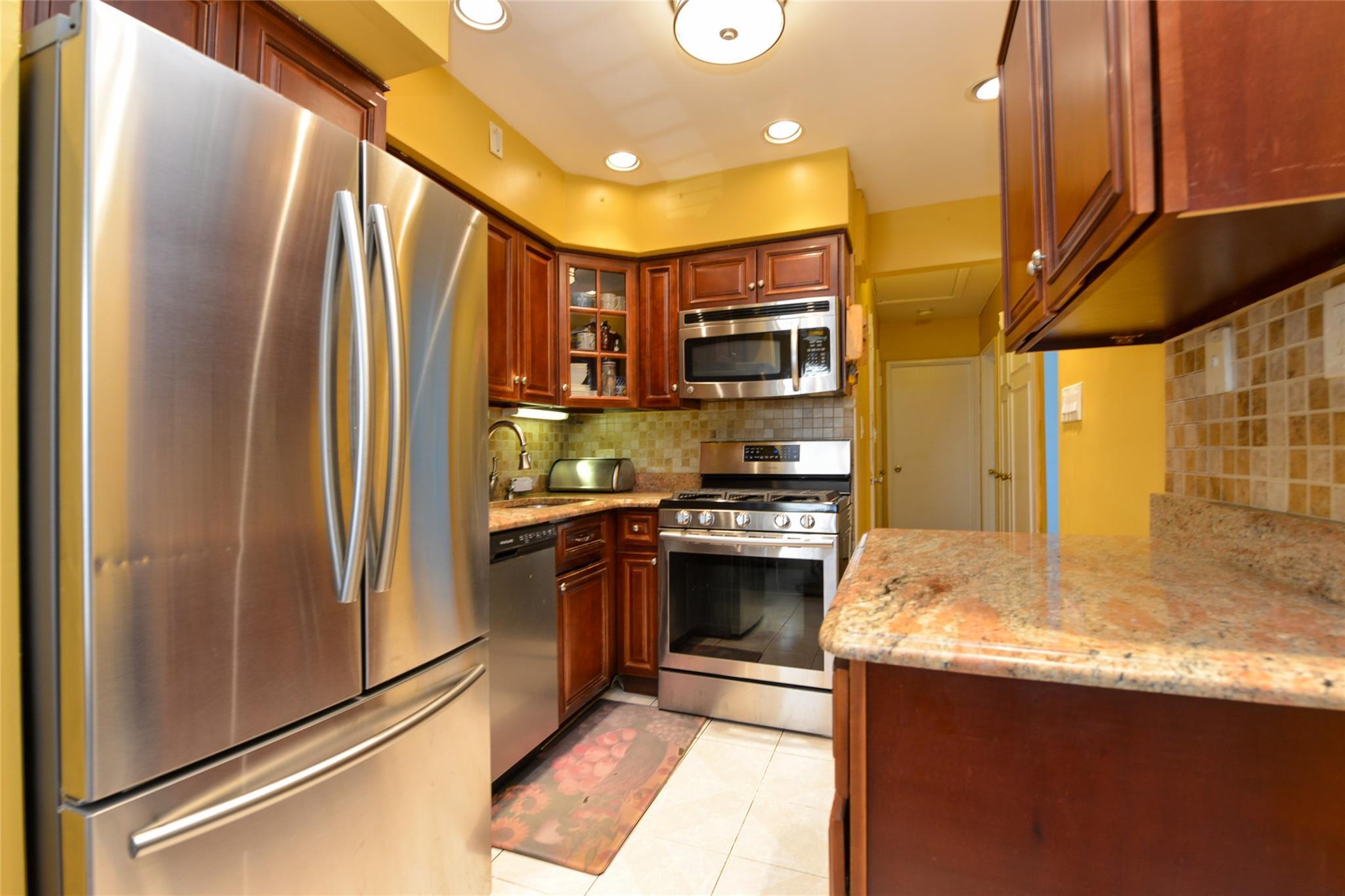 Single Family 86th  Brooklyn, NY 11236, MLS-882382-13