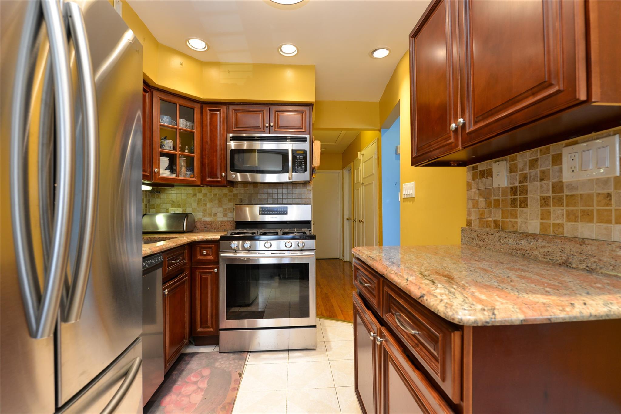 Single Family 86th  Brooklyn, NY 11236, MLS-882382-14