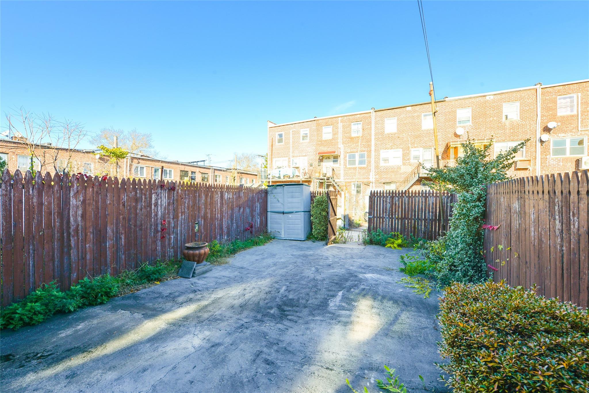 Single Family 86th  Brooklyn, NY 11236, MLS-882382-22