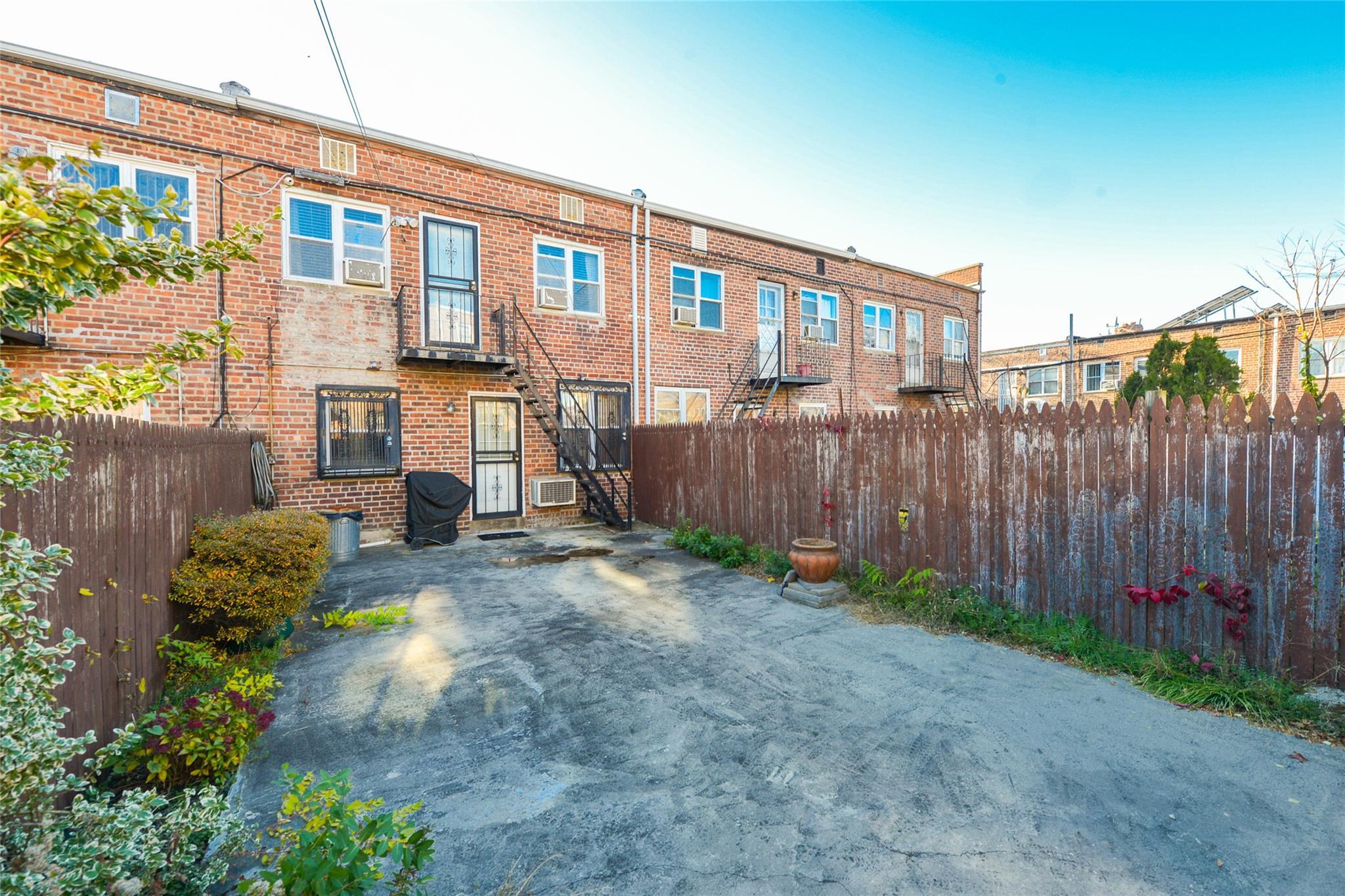 Single Family 86th  Brooklyn, NY 11236, MLS-882382-24