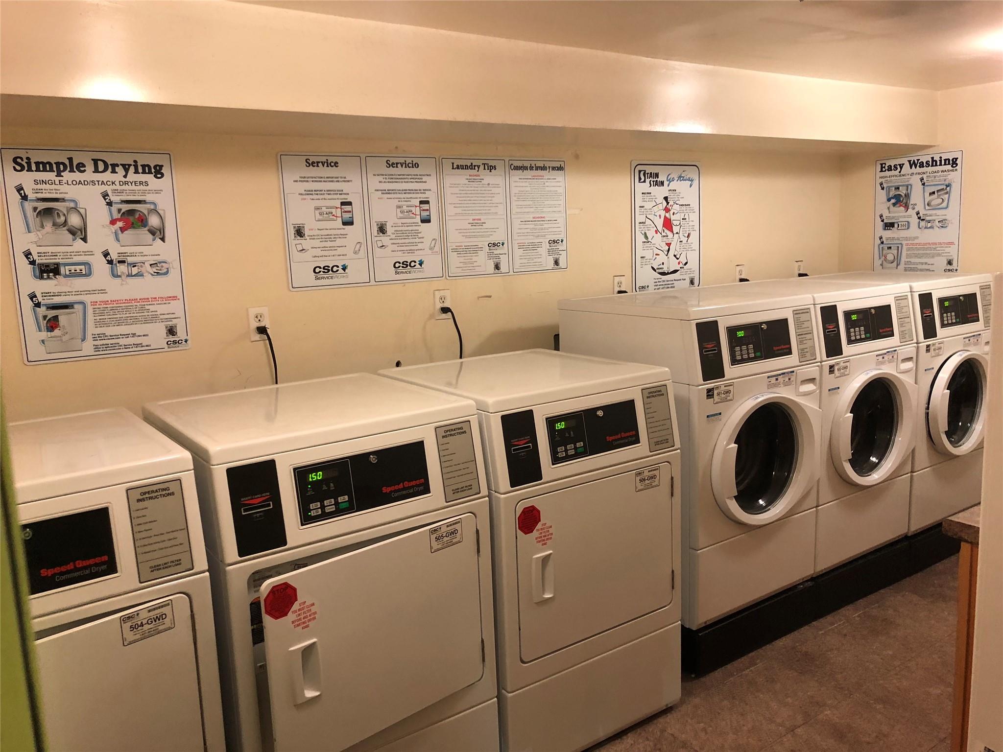 Condo Leavitt St  Queens, NY 11354, MLS-882404-5