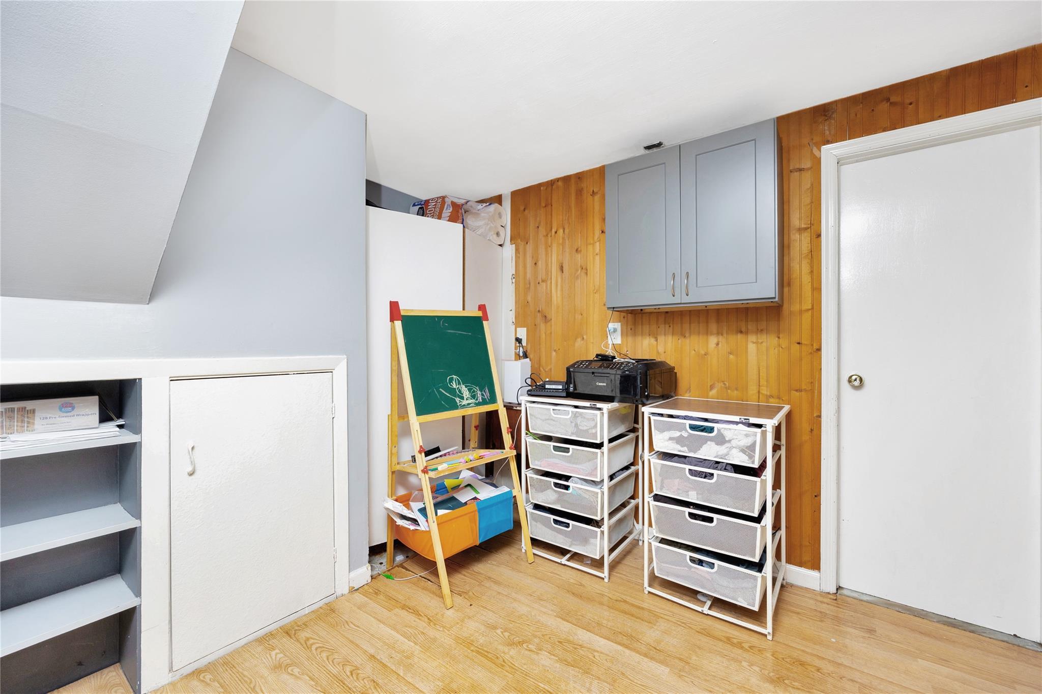 Single Family Shenandoah  Suffolk County, NY 11776, MLS-882406-21
