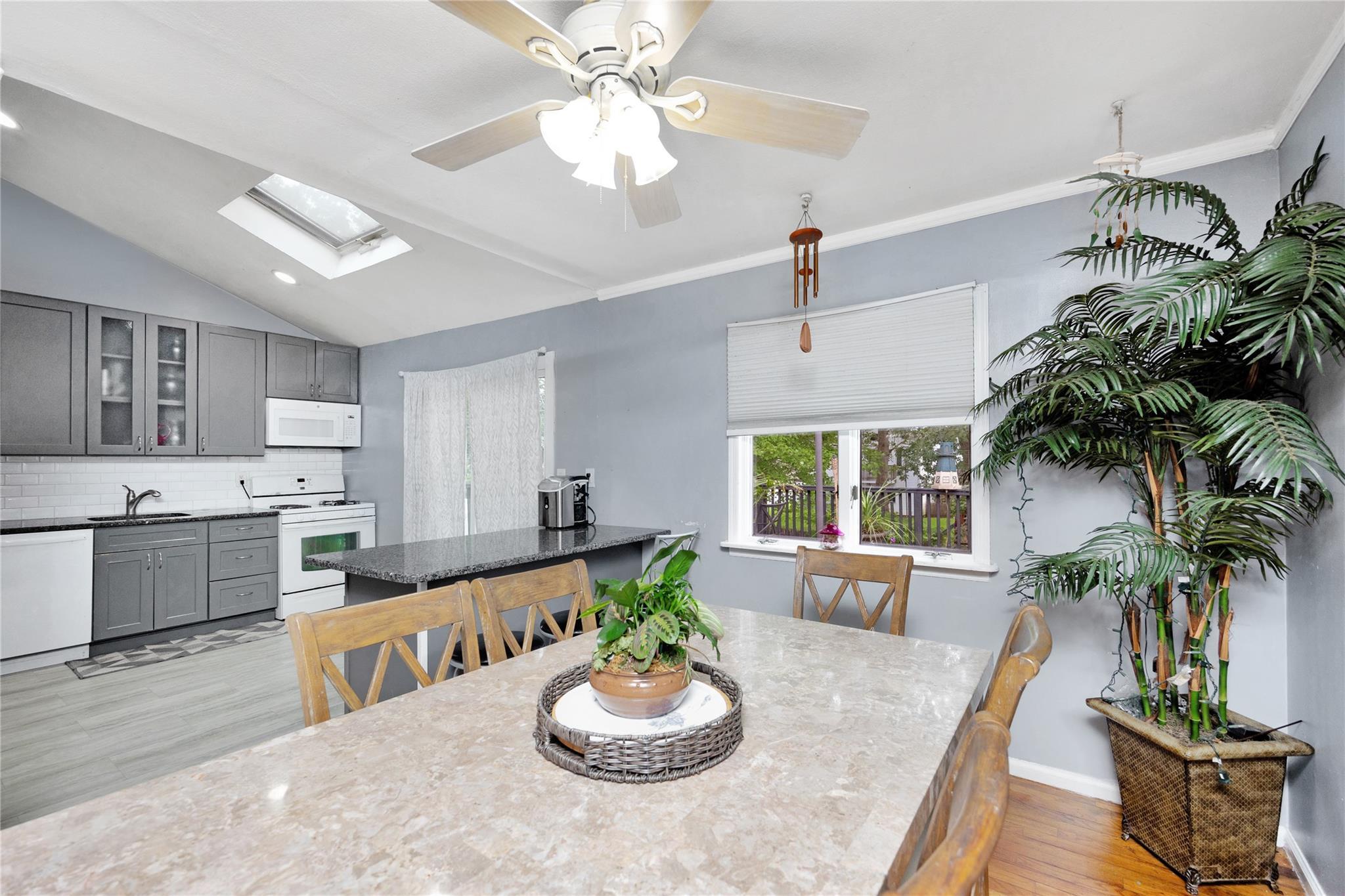 Single Family Shenandoah  Suffolk County, NY 11776, MLS-882406-9