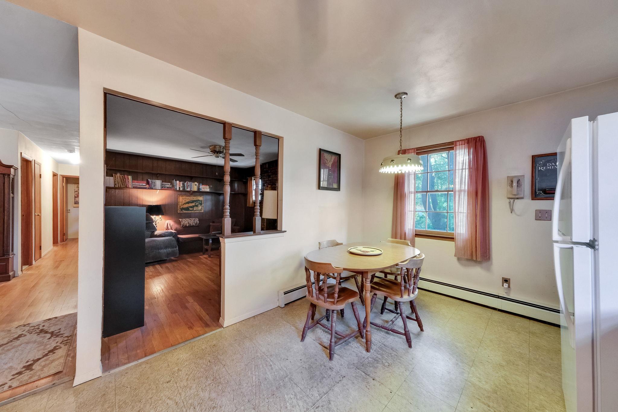 Single Family Bayside  Suffolk County, NY 11763, MLS-882411-13