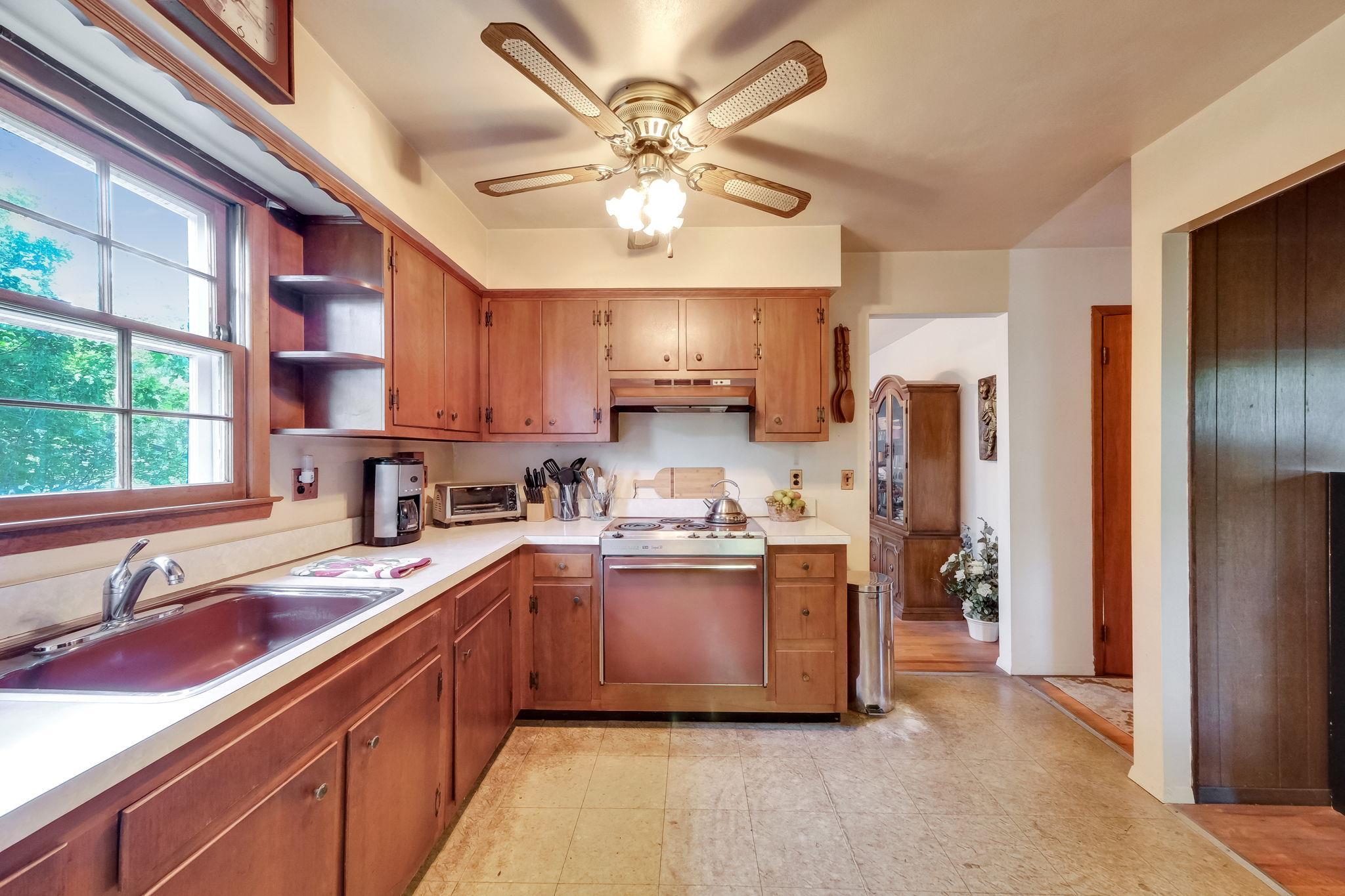 Single Family Bayside  Suffolk County, NY 11763, MLS-882411-14