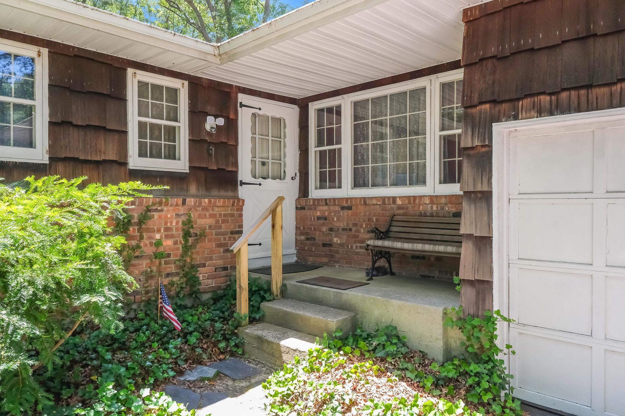 Single Family Bayside  Suffolk County, NY 11763, MLS-882411-4