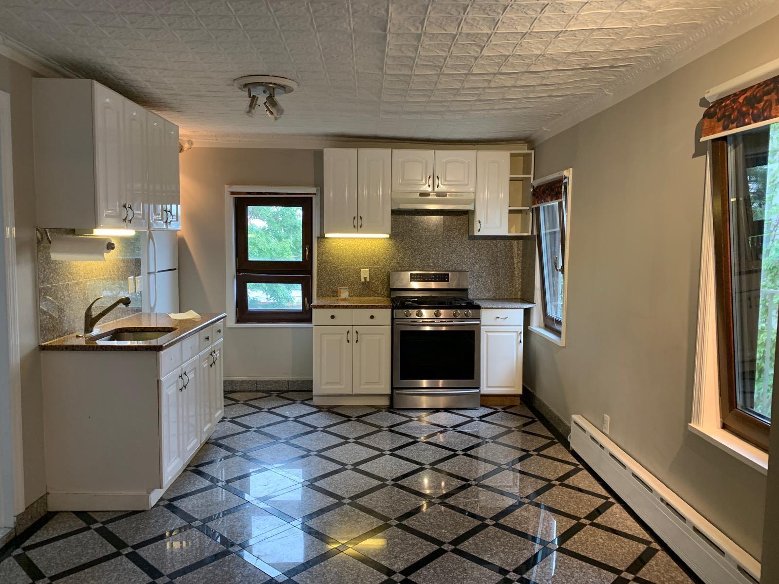 Single Family 58th  Queens, NY 11378, MLS-882422-4