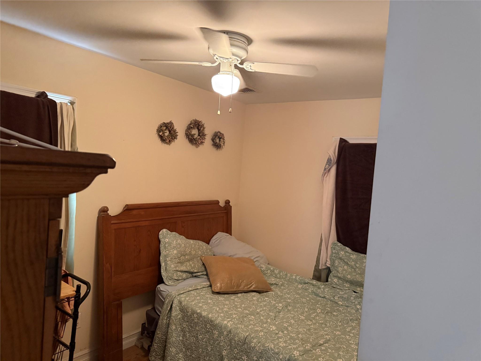 Single Family 19  Queens, NY 11357, MLS-882444-9