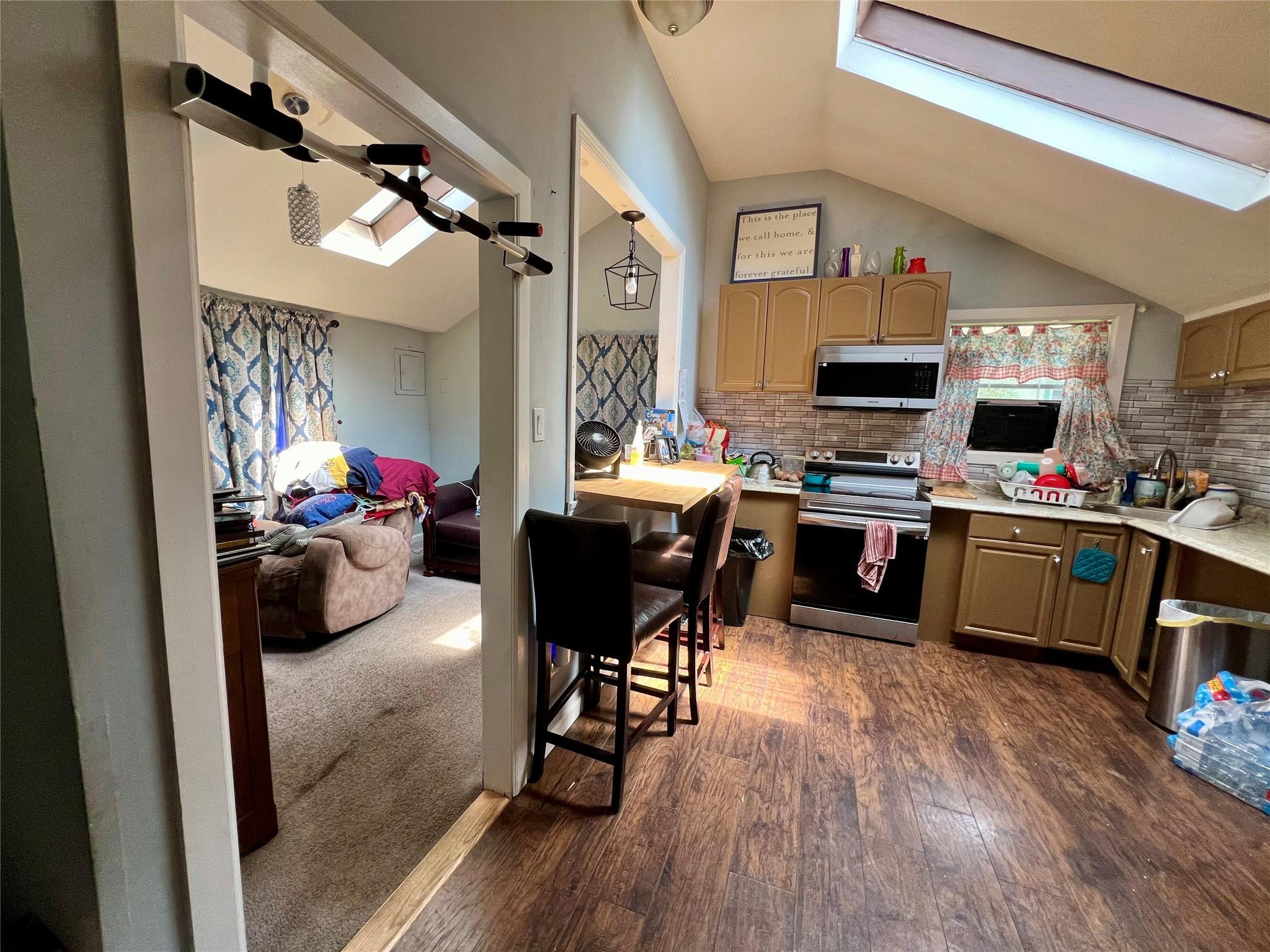 Single Family Daisy  Suffolk County, NY 11951, MLS-882447-3