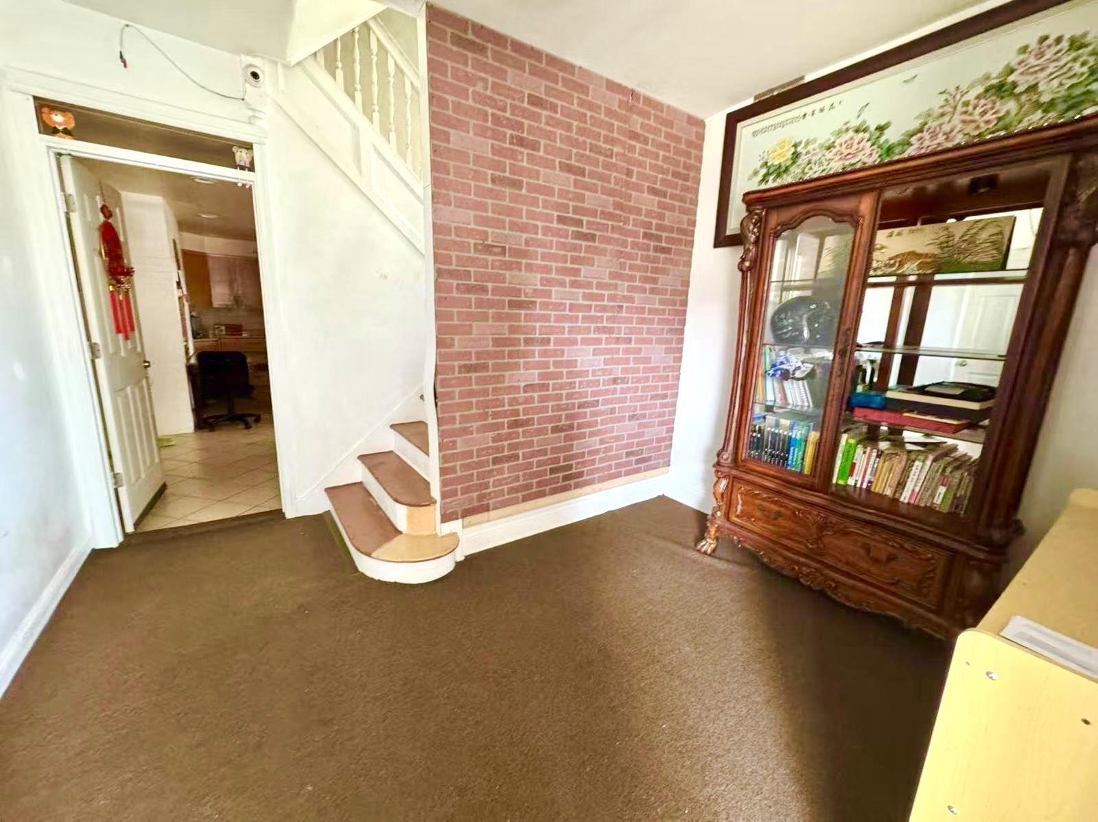 Single Family College Point Blvd  Queens, NY 11356, MLS-882454-18