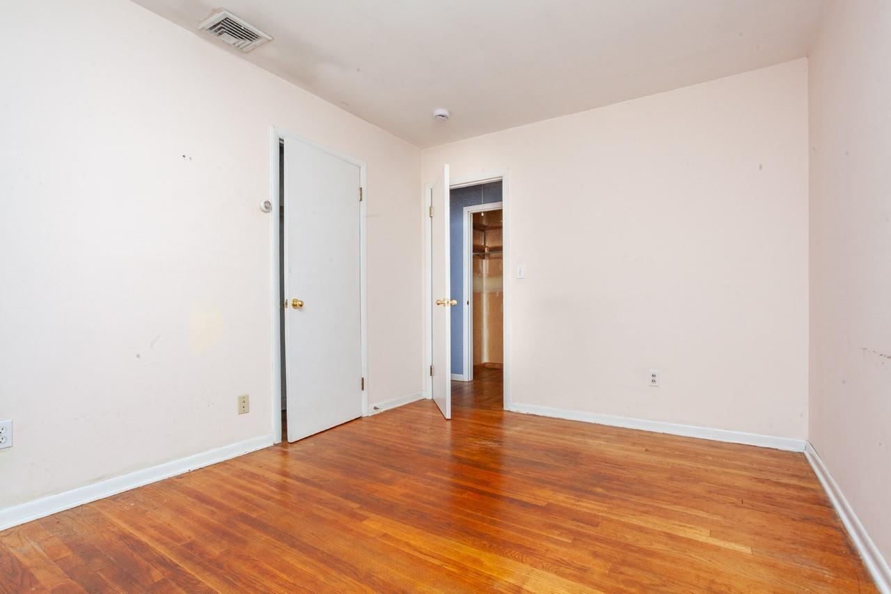 Single Family Westchester  Westchester County, NY 10511, MLS-882474-21