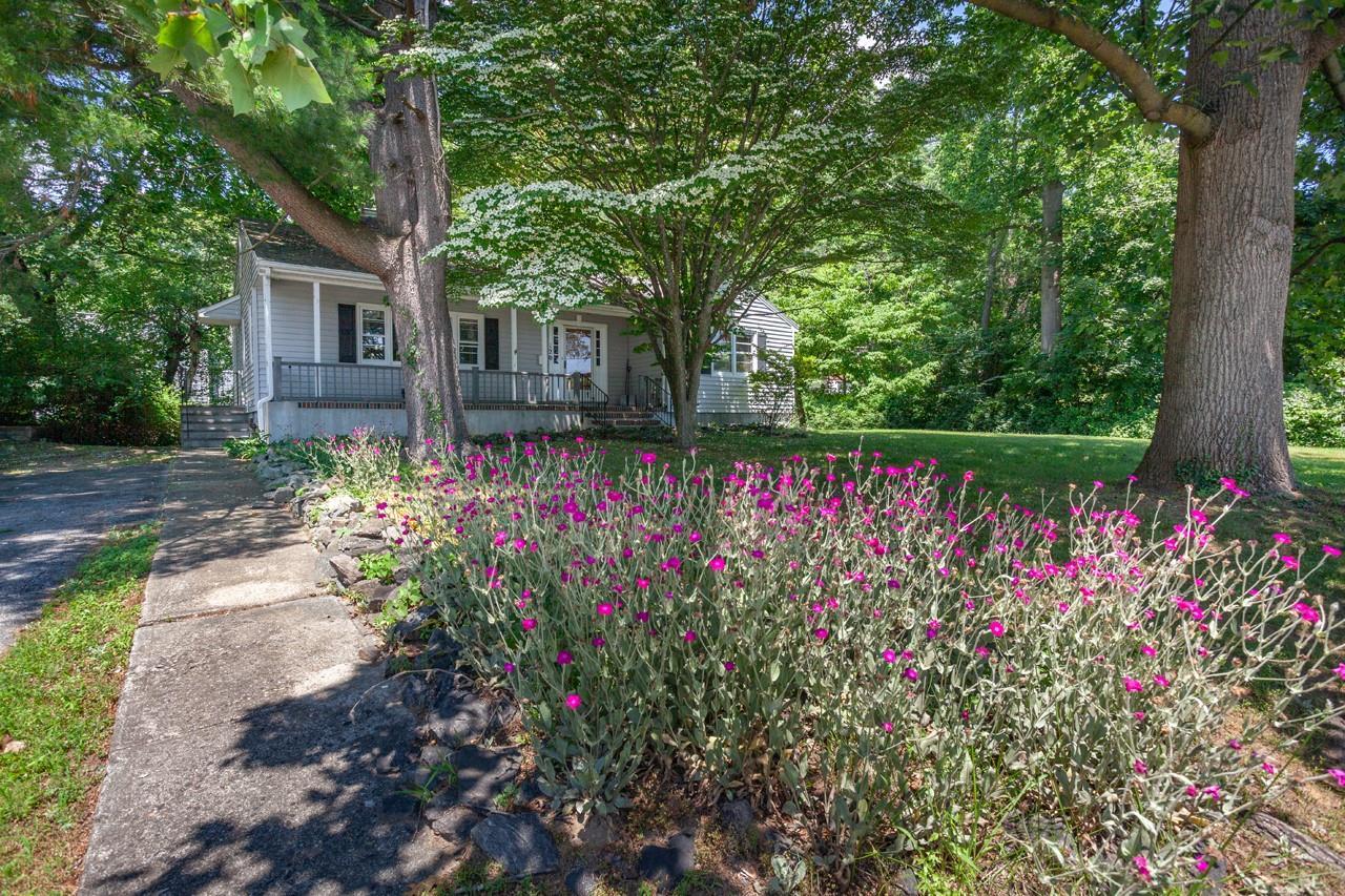 Single Family Westchester  Westchester County, NY 10511, MLS-882474-34