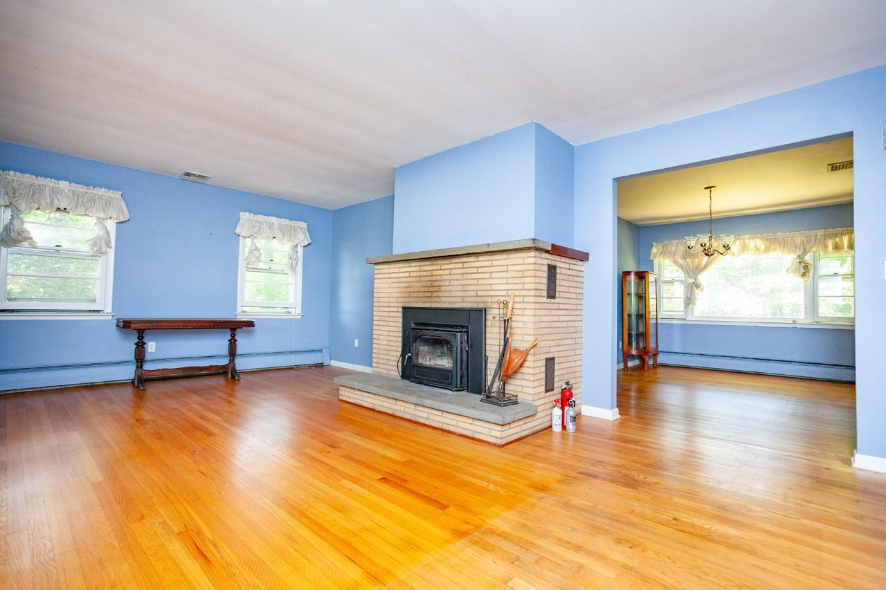 Single Family Westchester  Westchester County, NY 10511, MLS-882474-8