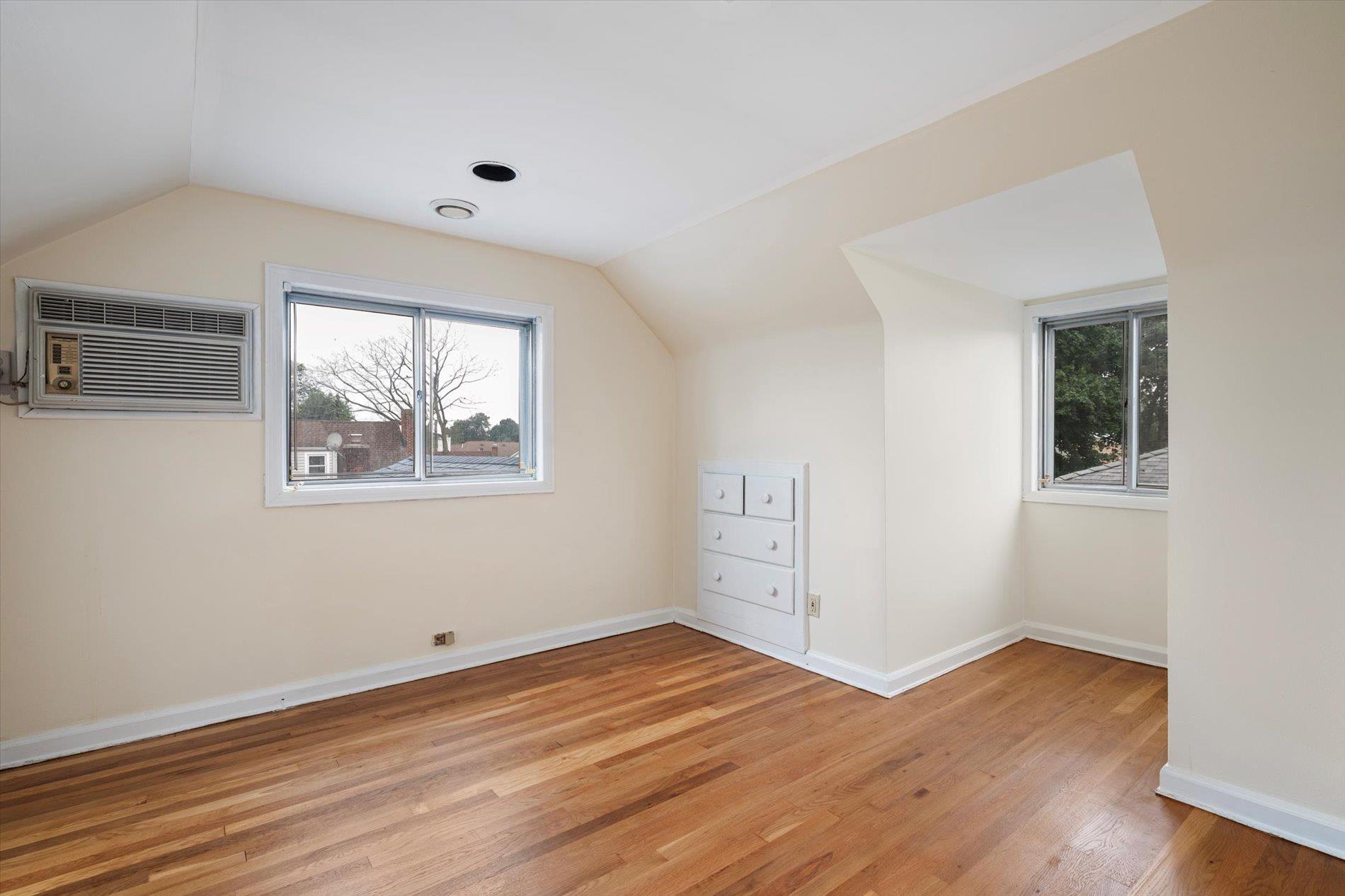 Single Family New Hyde Park  Nassau County, NY 11040, MLS-882476-24