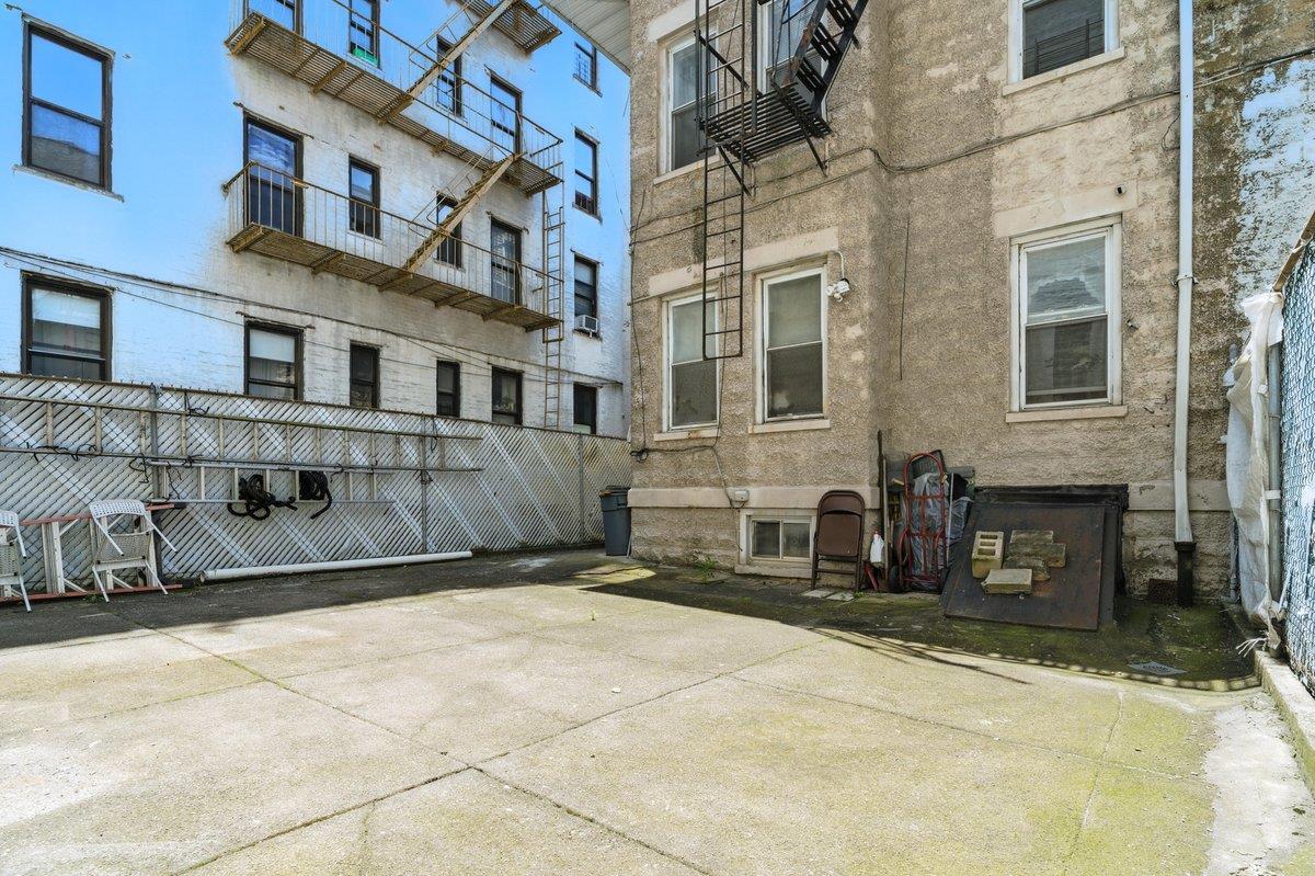 Single Family Westminster  Brooklyn, NY 11230, MLS-882481-26