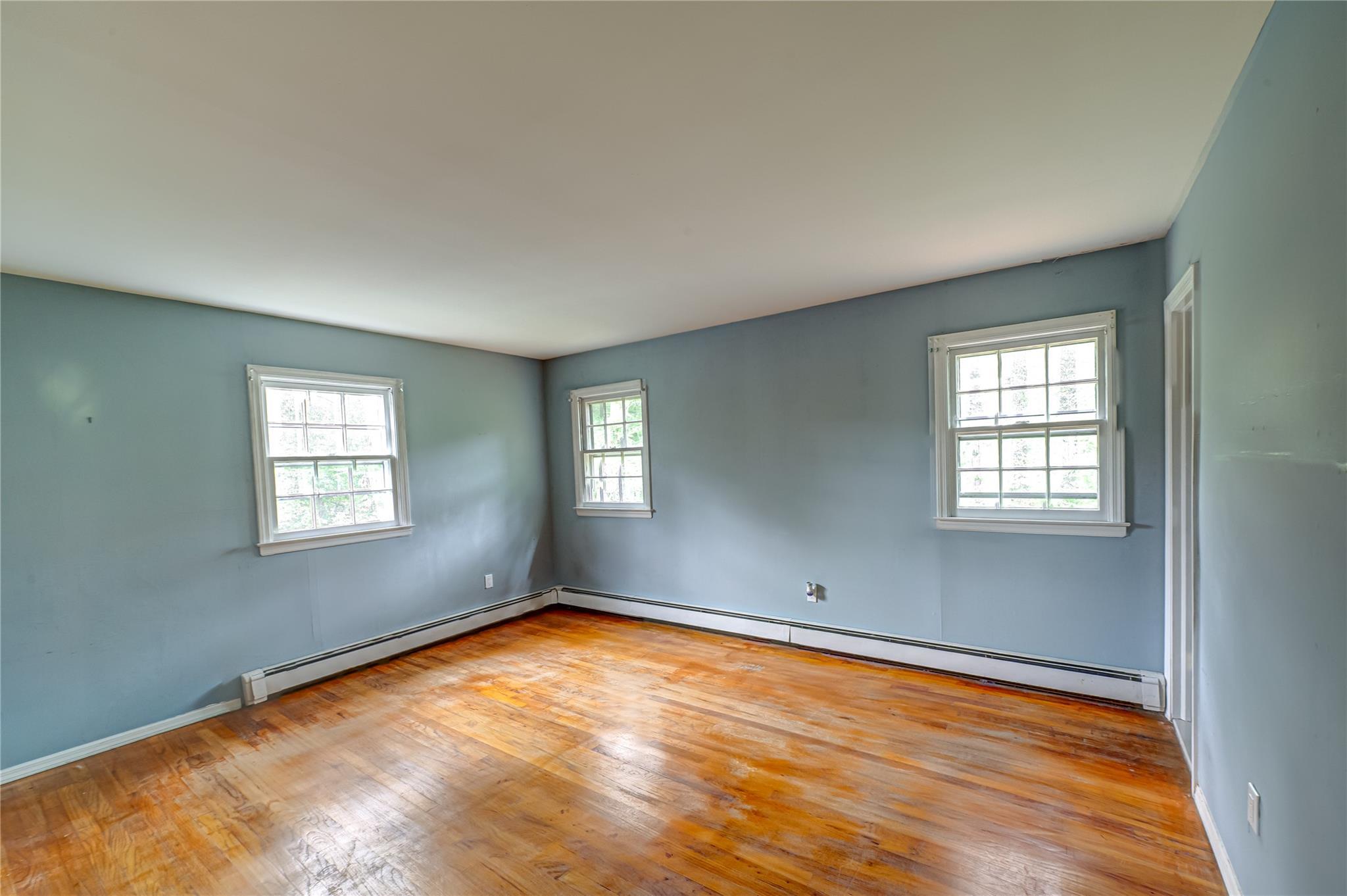 Single Family Valentine  Suffolk County, NY 11786, MLS-882489-16