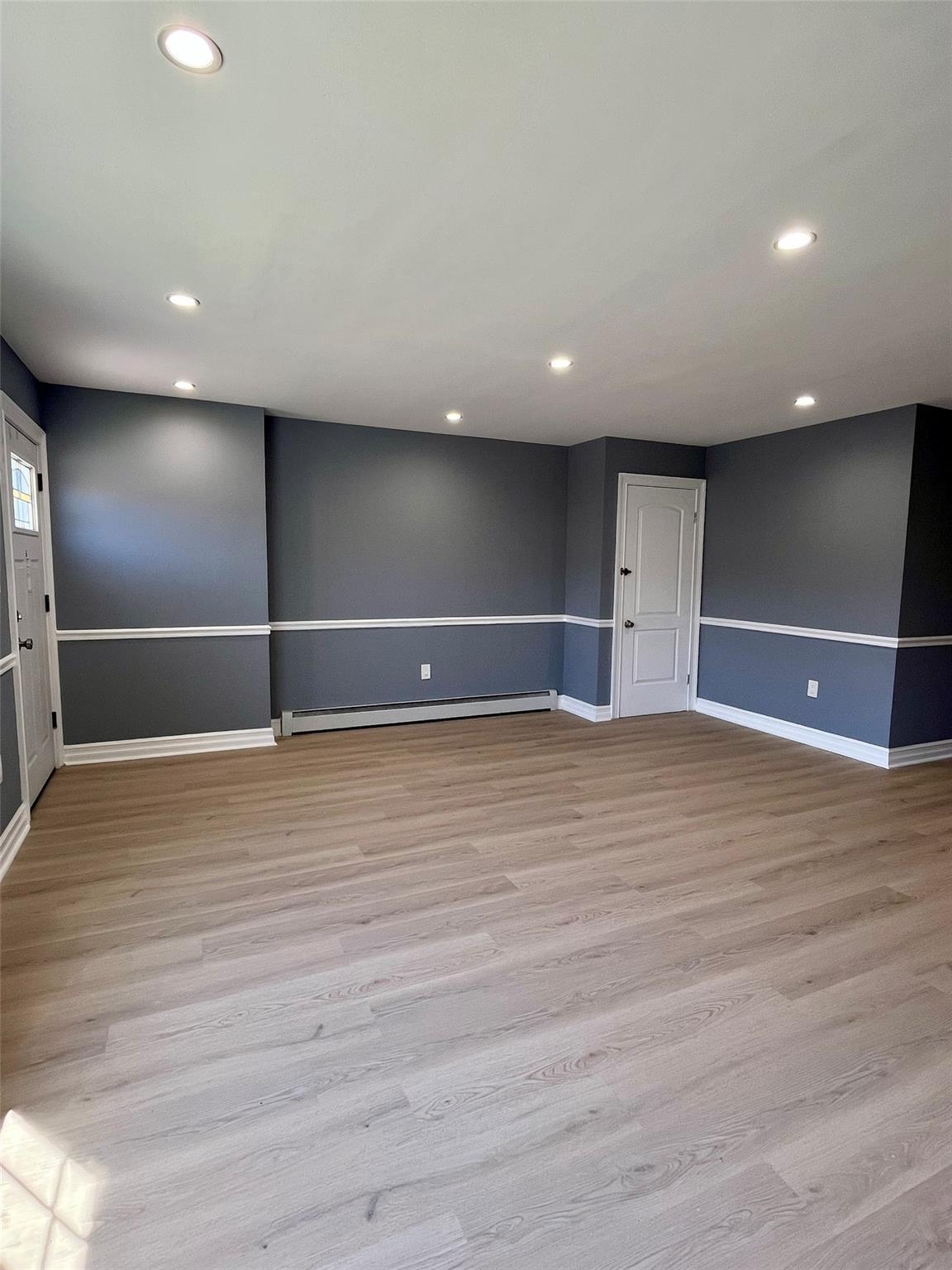 Single Family Hollywood  Bronx, NY 10465, MLS-882498-5