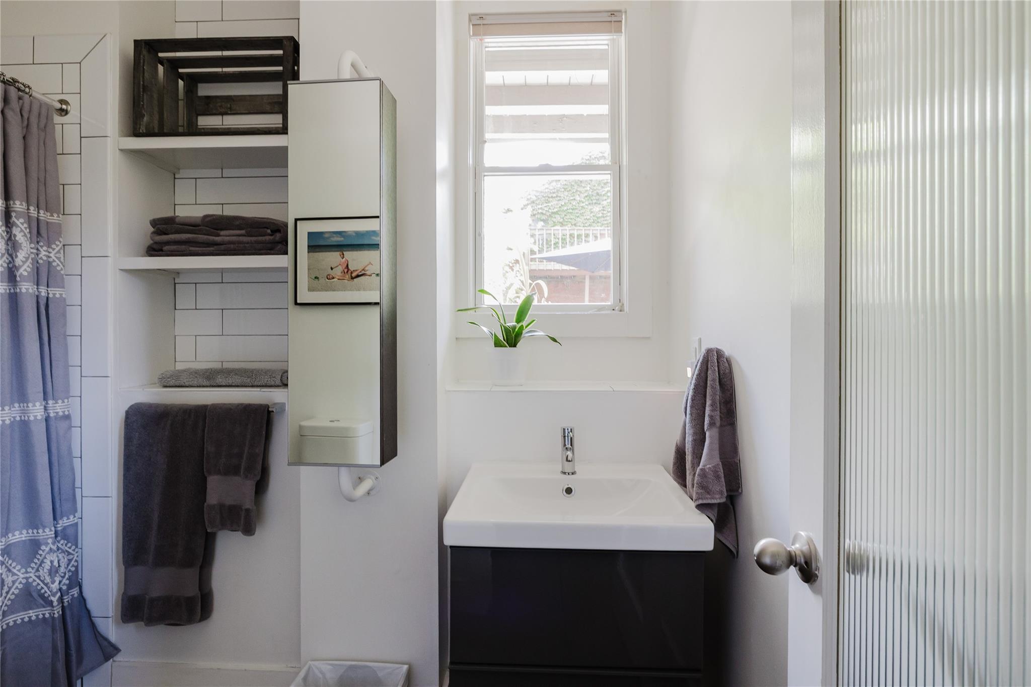 Single Family State  Columbia County, NY 12534, MLS-882500-15