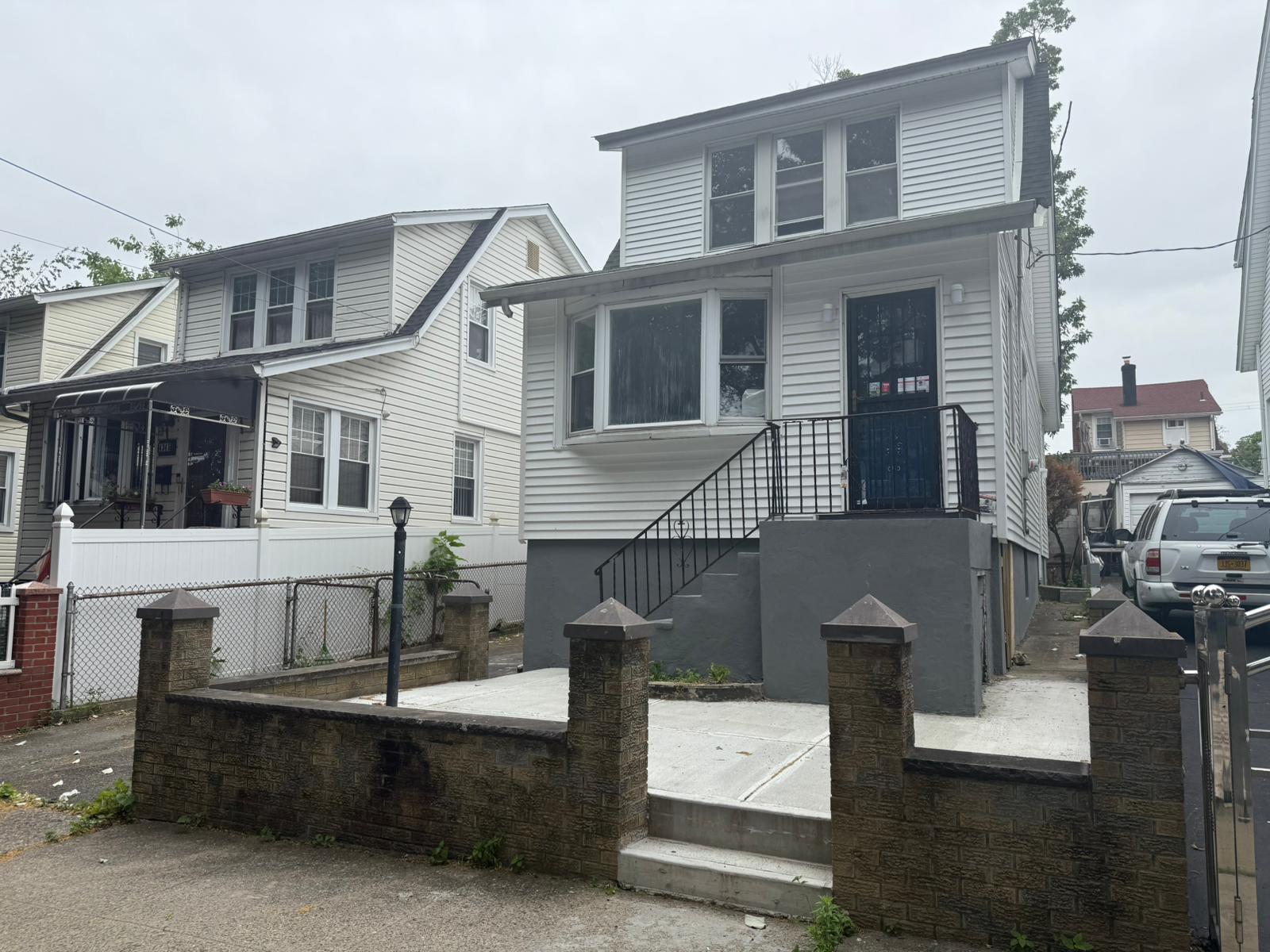 Single Family Grace  Bronx, NY 10466, MLS-882501-17