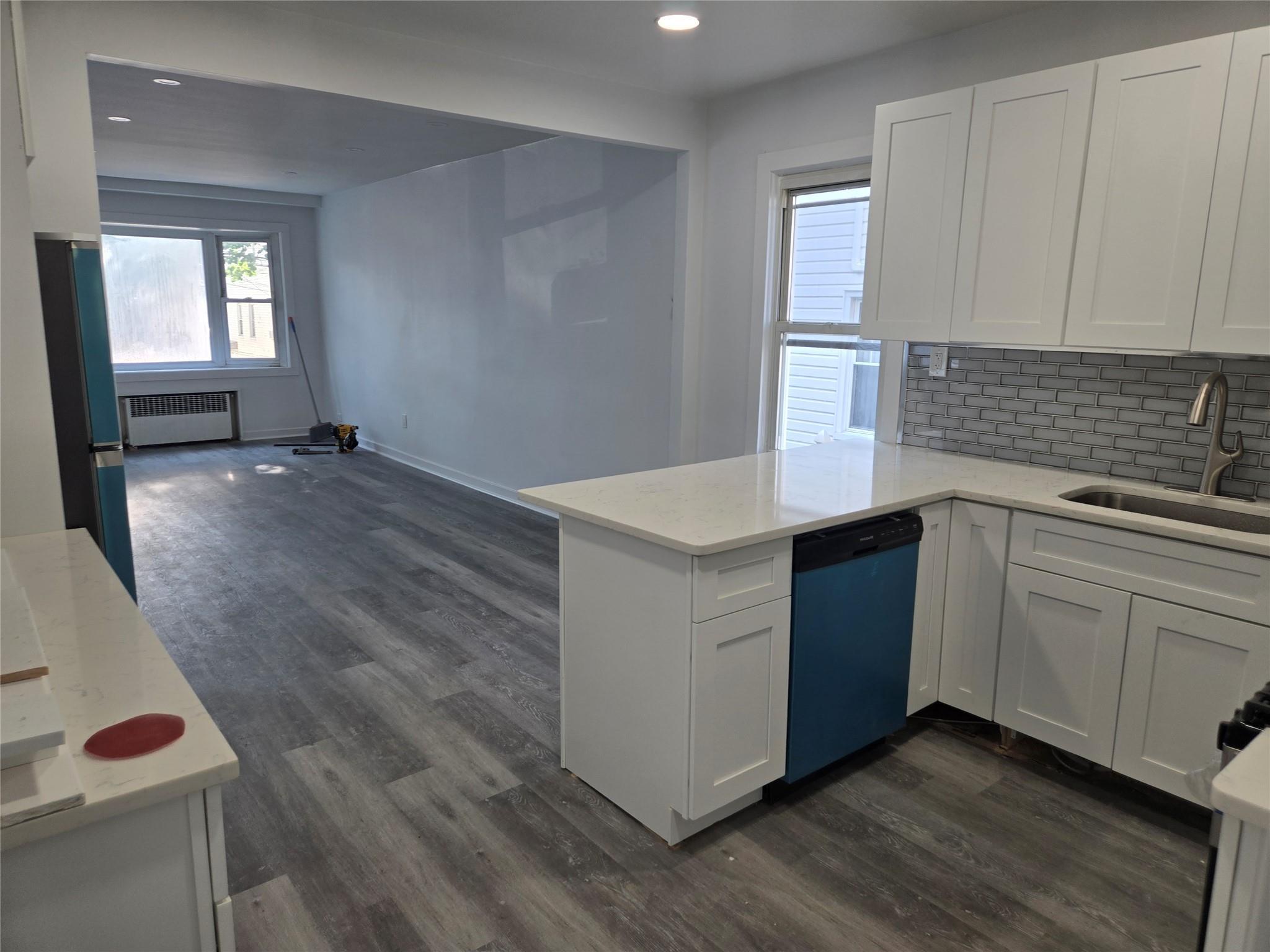 Single Family Grace  Bronx, NY 10466, MLS-882501-4