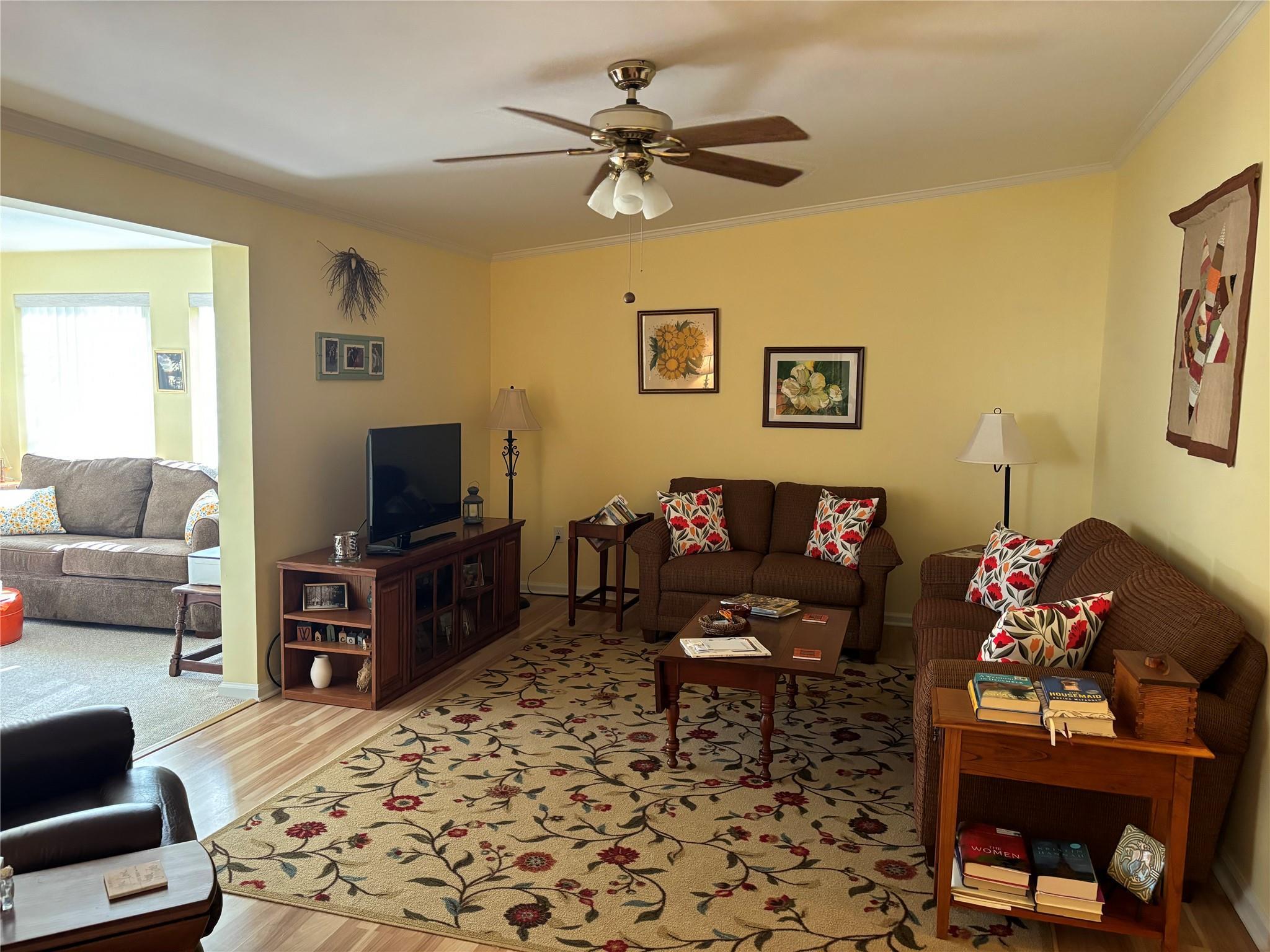 Single Family Middle  Suffolk County, NY 11933, MLS-882526-16