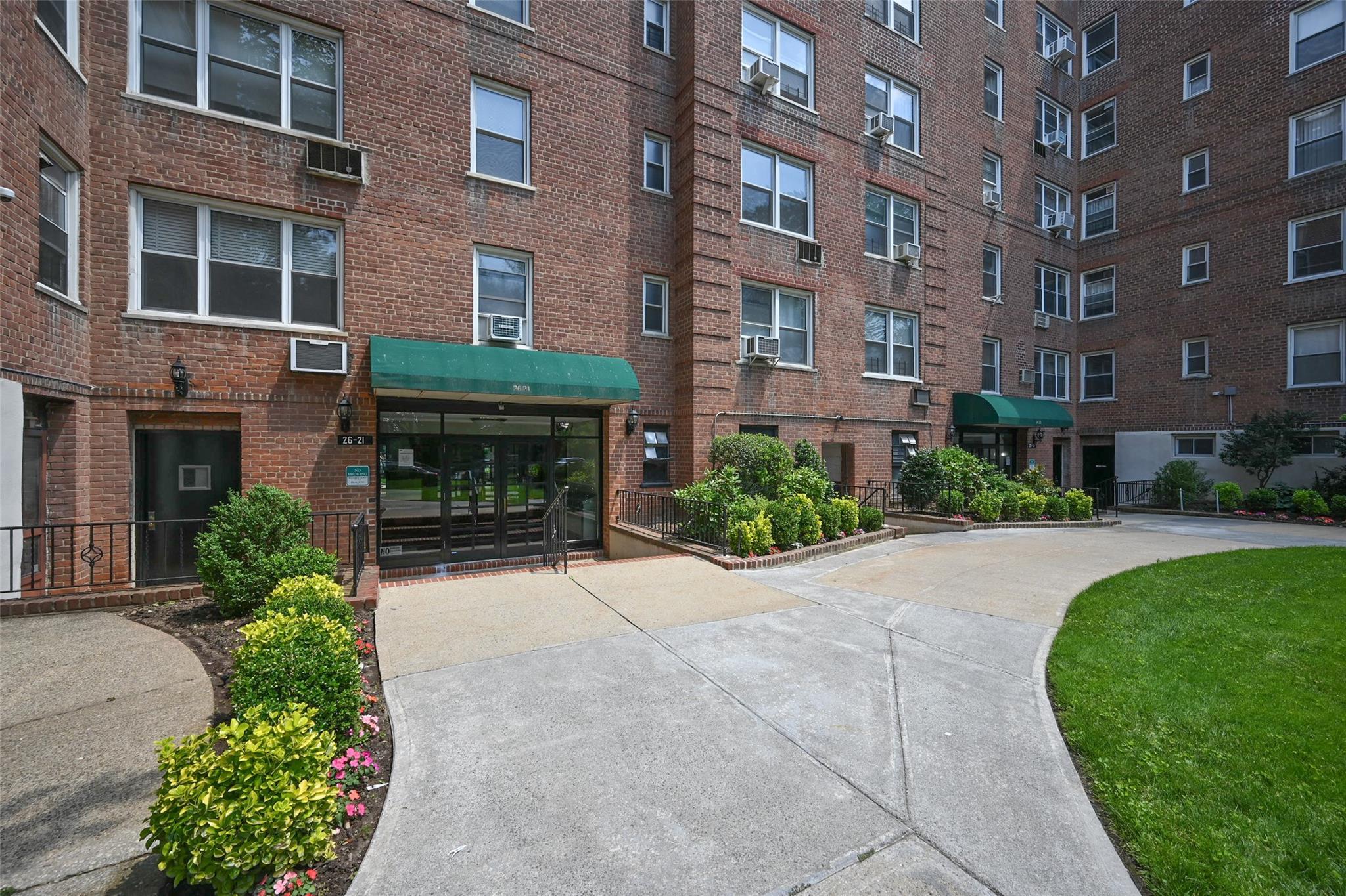 Coop Union  Queens, NY 11354, MLS-882534-3