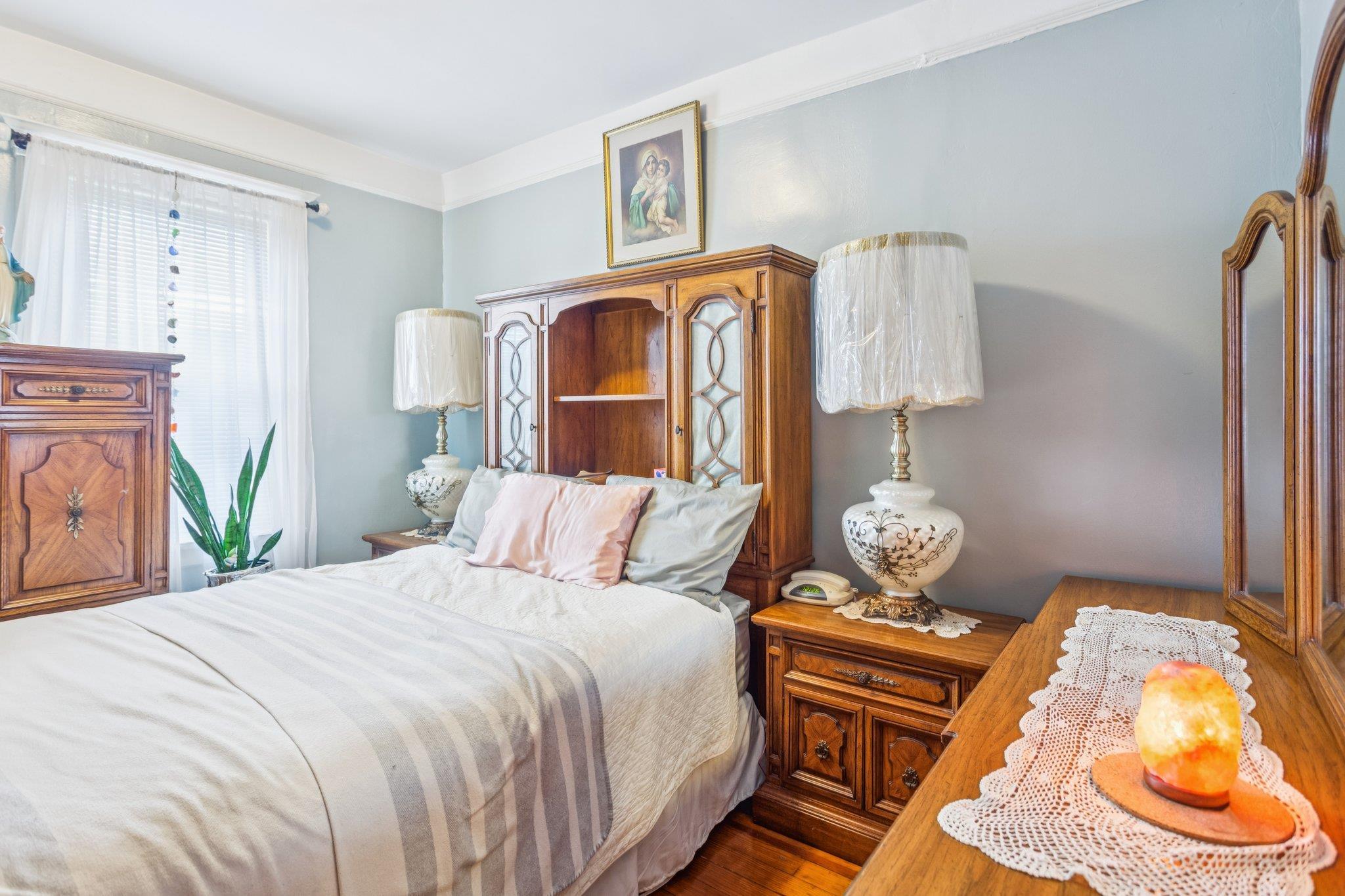 Single Family 104th  Queens, NY 11368, MLS-882536-16