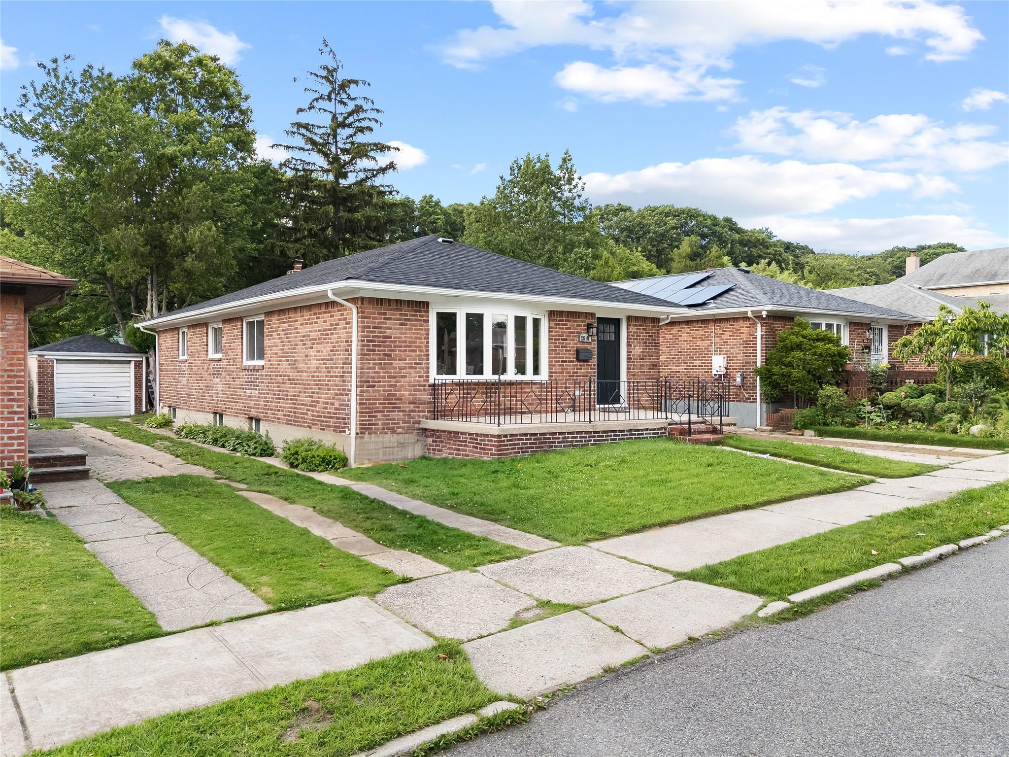 Single Family 76  Queens, NY 11364, MLS-882566-27