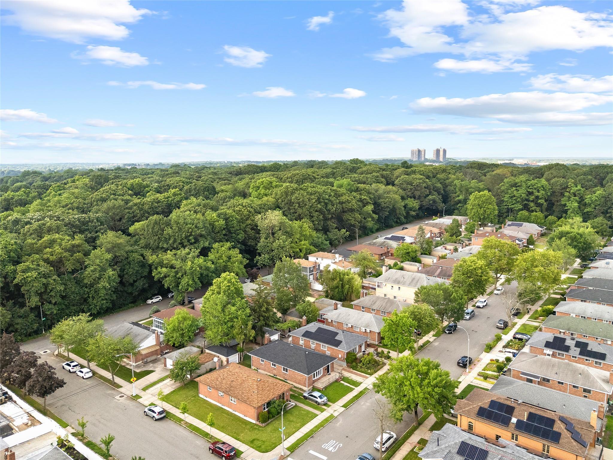 Single Family 76  Queens, NY 11364, MLS-882566-33