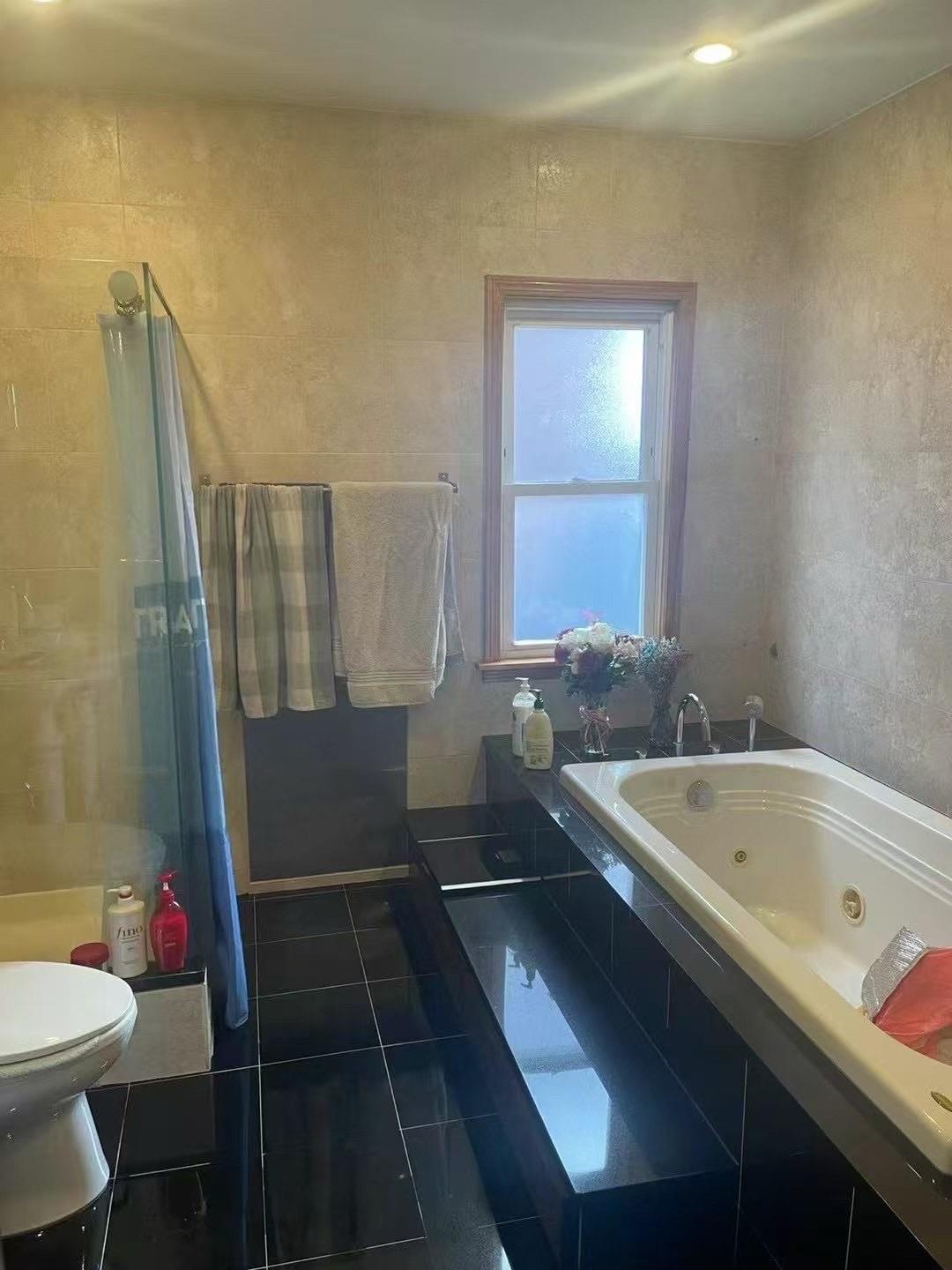Single Family Effington  Queens, NY 11358, MLS-882573-3
