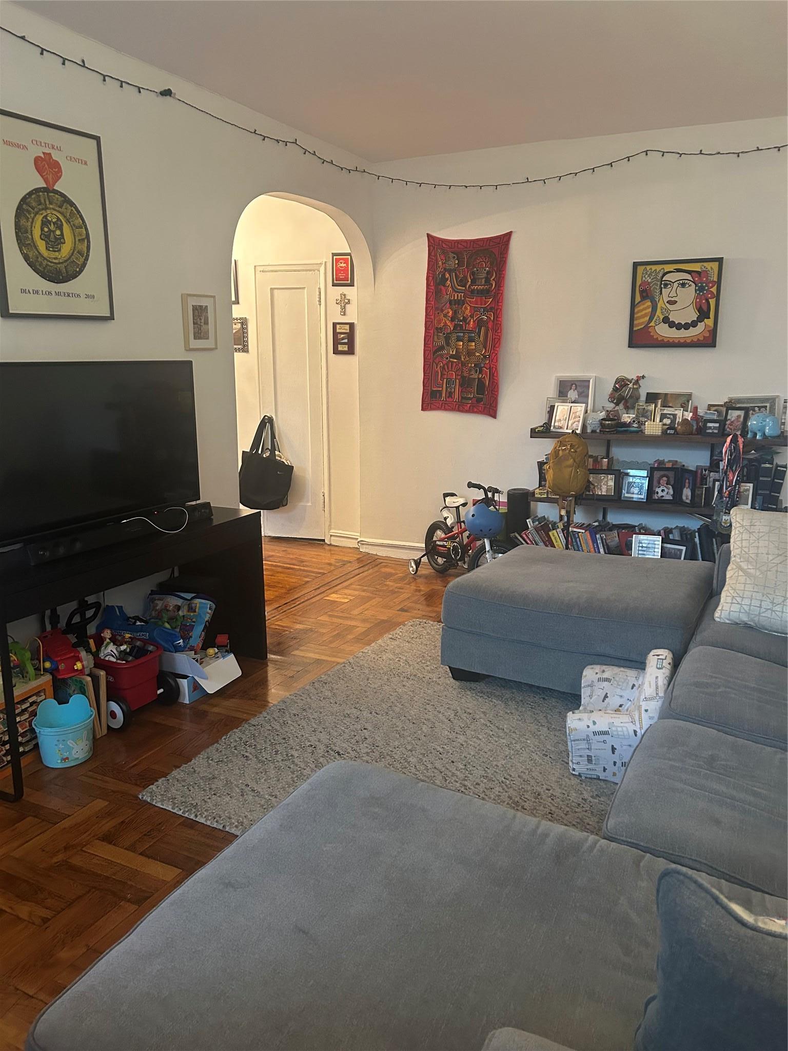 Coop Brady  Bronx, NY 10462, MLS-882577-4