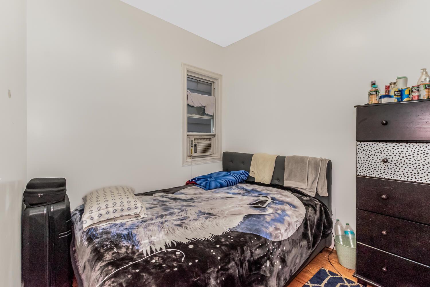 Single Family Findlay  Bronx, NY 10456, MLS-882633-18