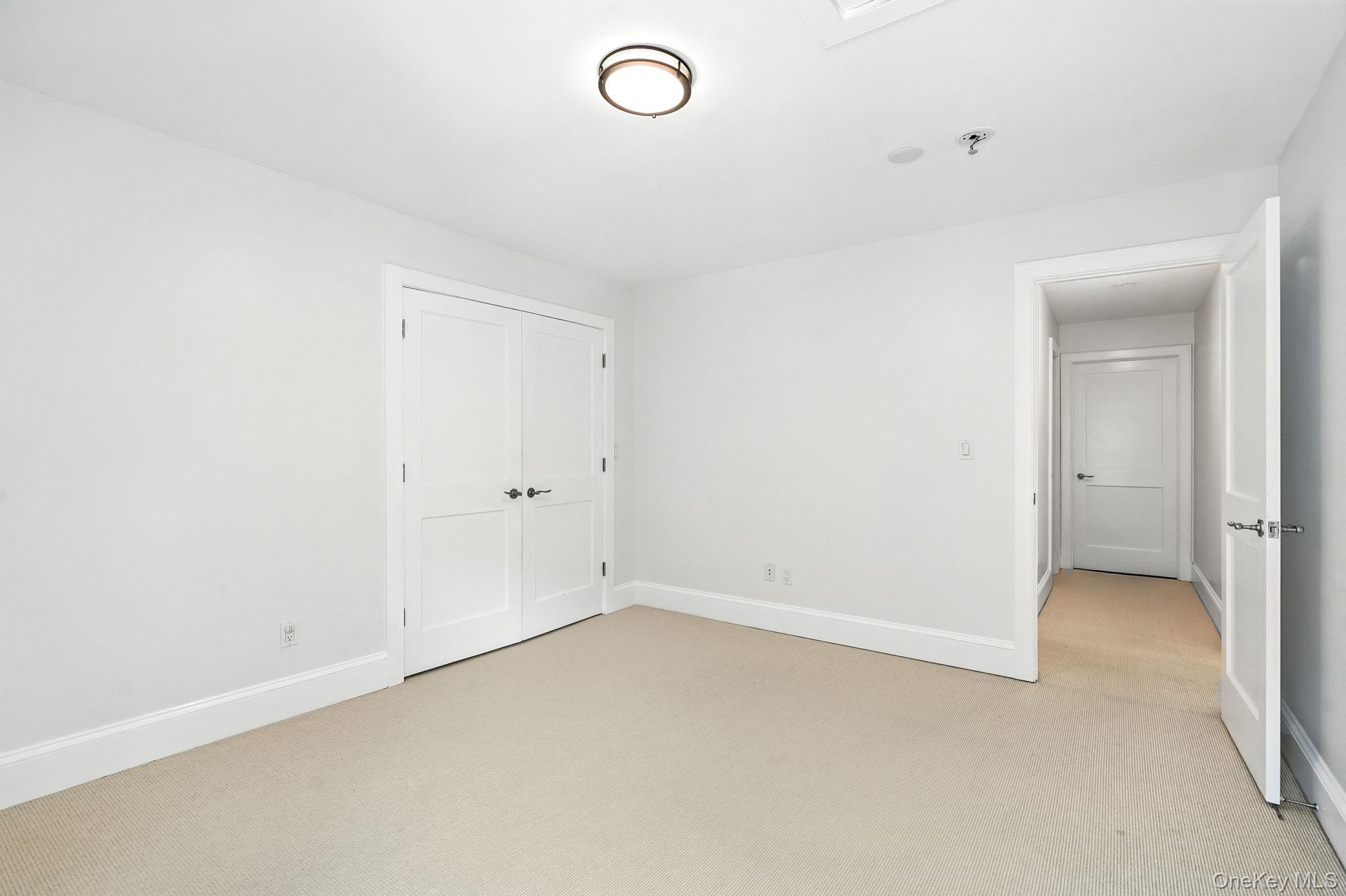 Single Family Eaton Westchester County, NY 10583, MLS-882635-24