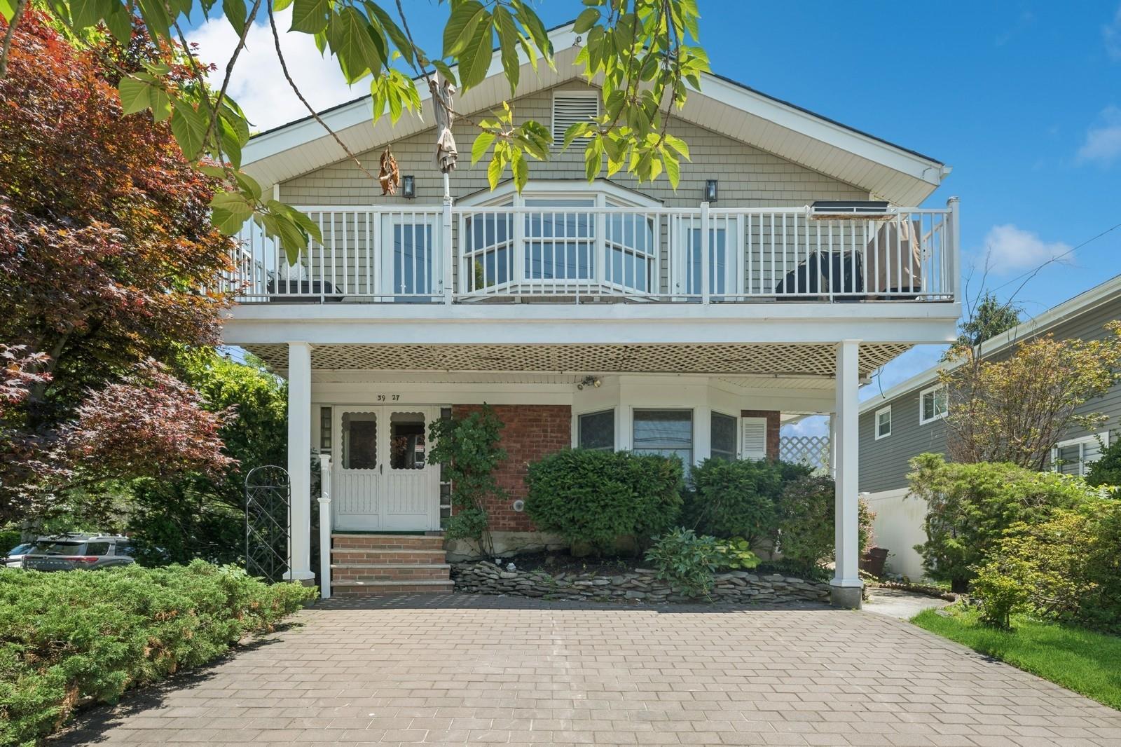 Single Family 233rd  Queens, NY 11363, MLS-882639-2