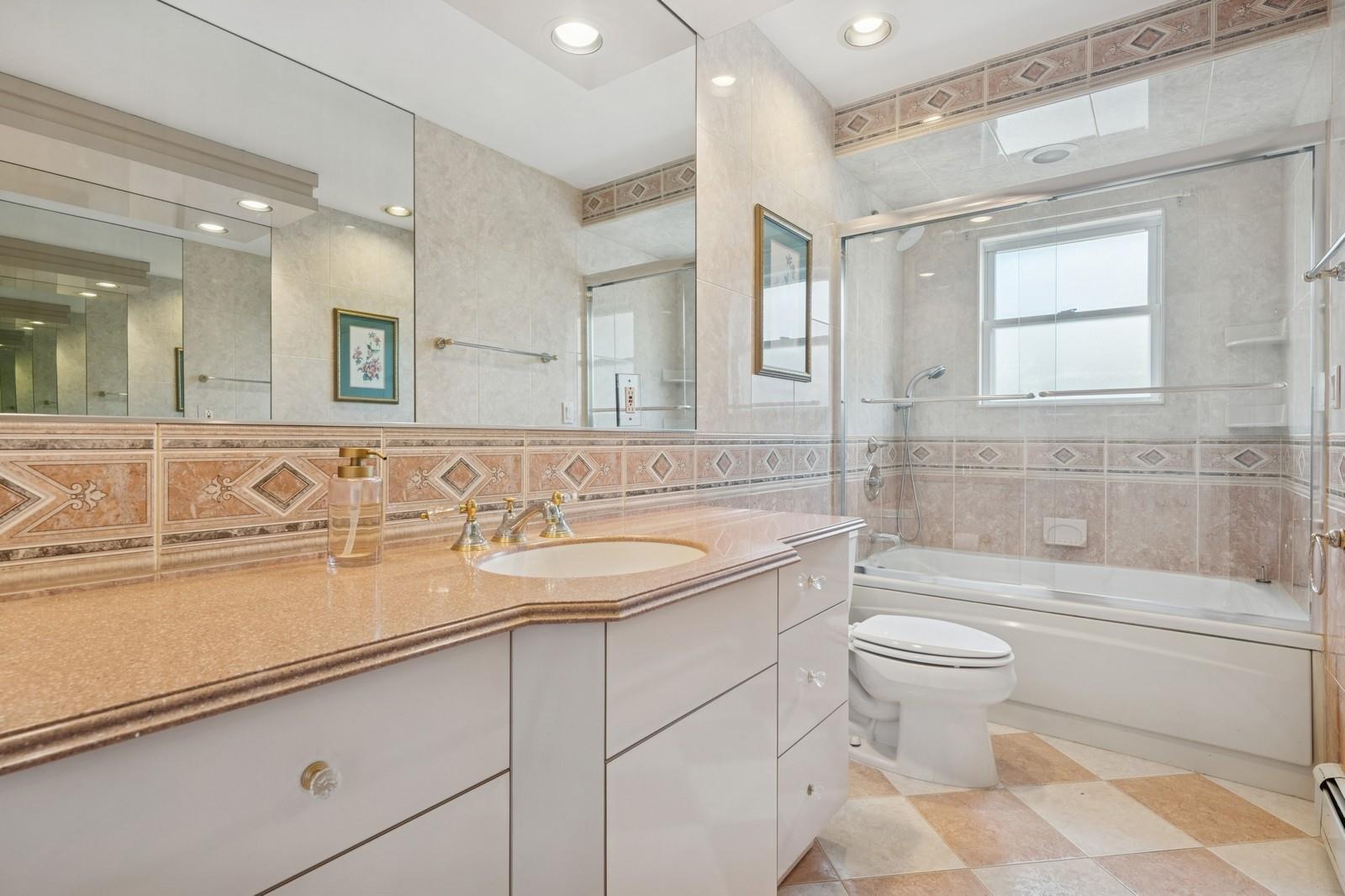 Single Family 233rd  Queens, NY 11363, MLS-882639-24