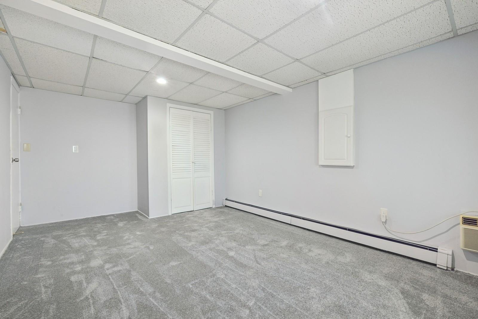 Single Family 233rd  Queens, NY 11363, MLS-882639-29