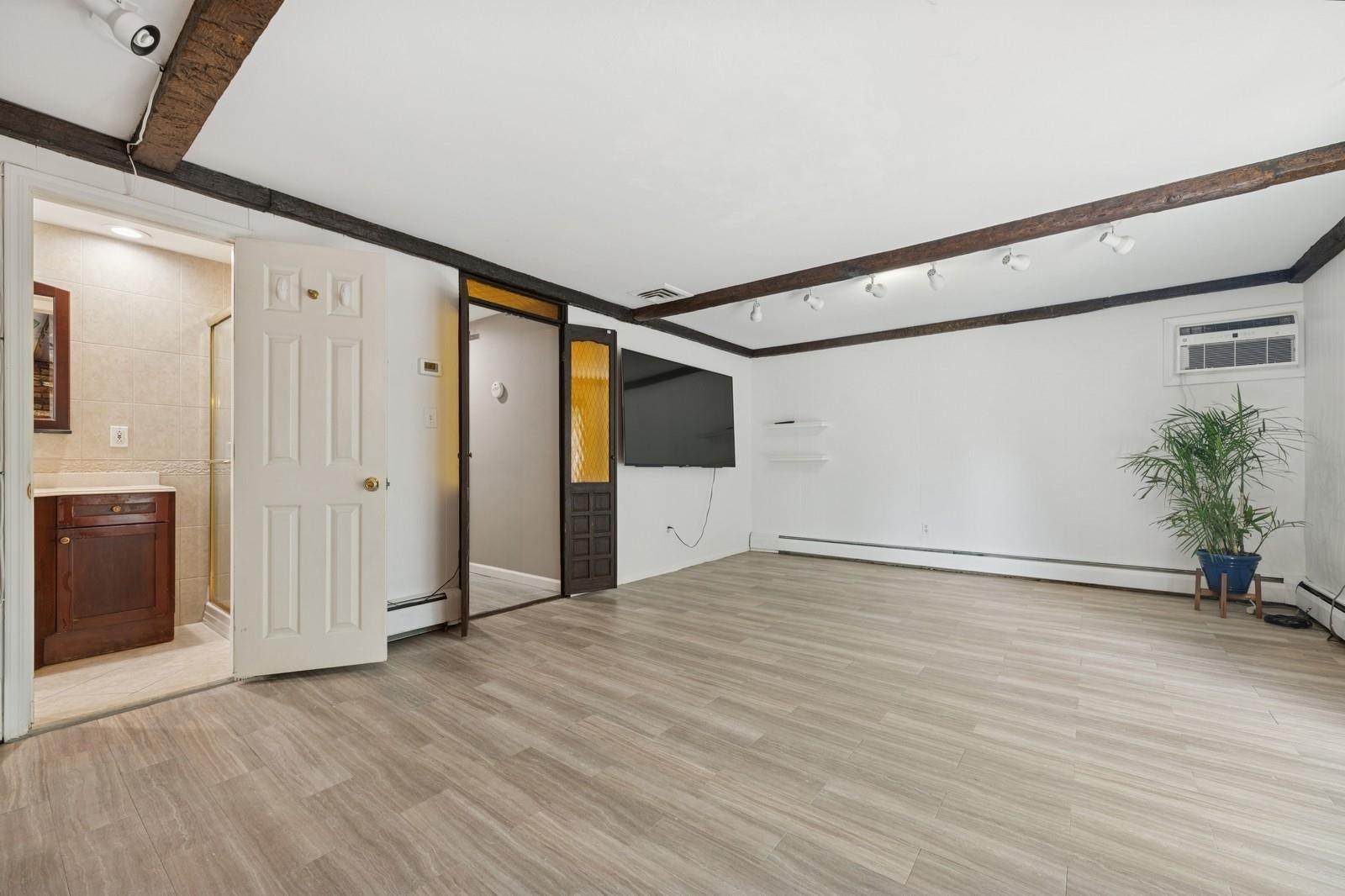 Single Family 233rd  Queens, NY 11363, MLS-882639-32