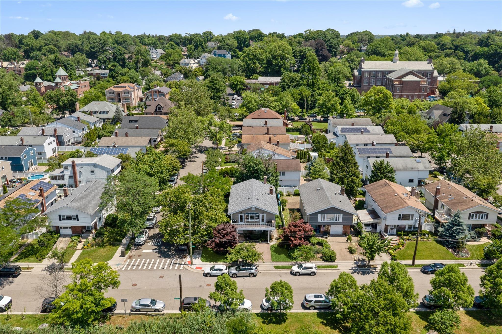 Single Family 233rd  Queens, NY 11363, MLS-882639-44