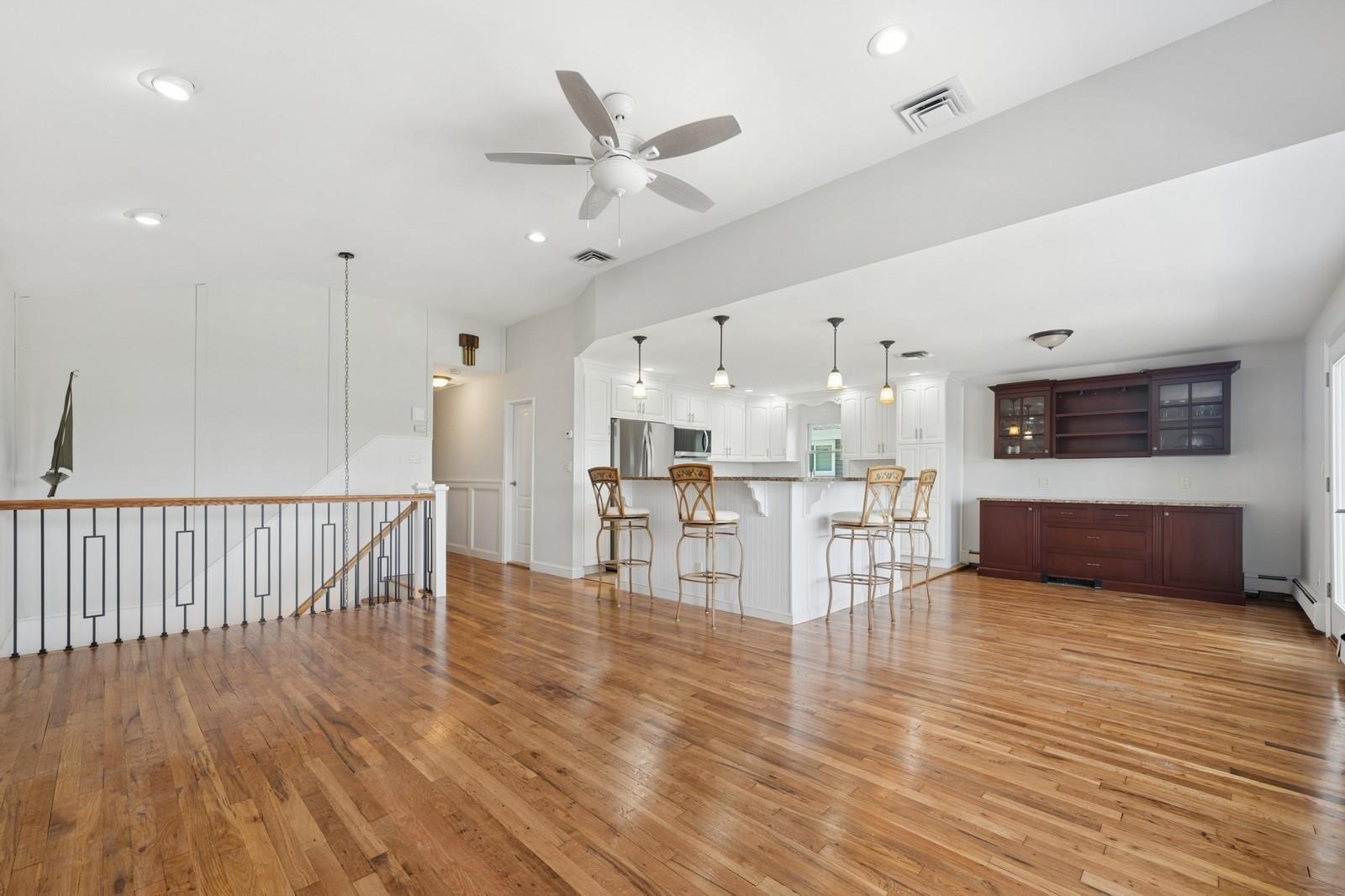 Single Family 233rd  Queens, NY 11363, MLS-882639-6