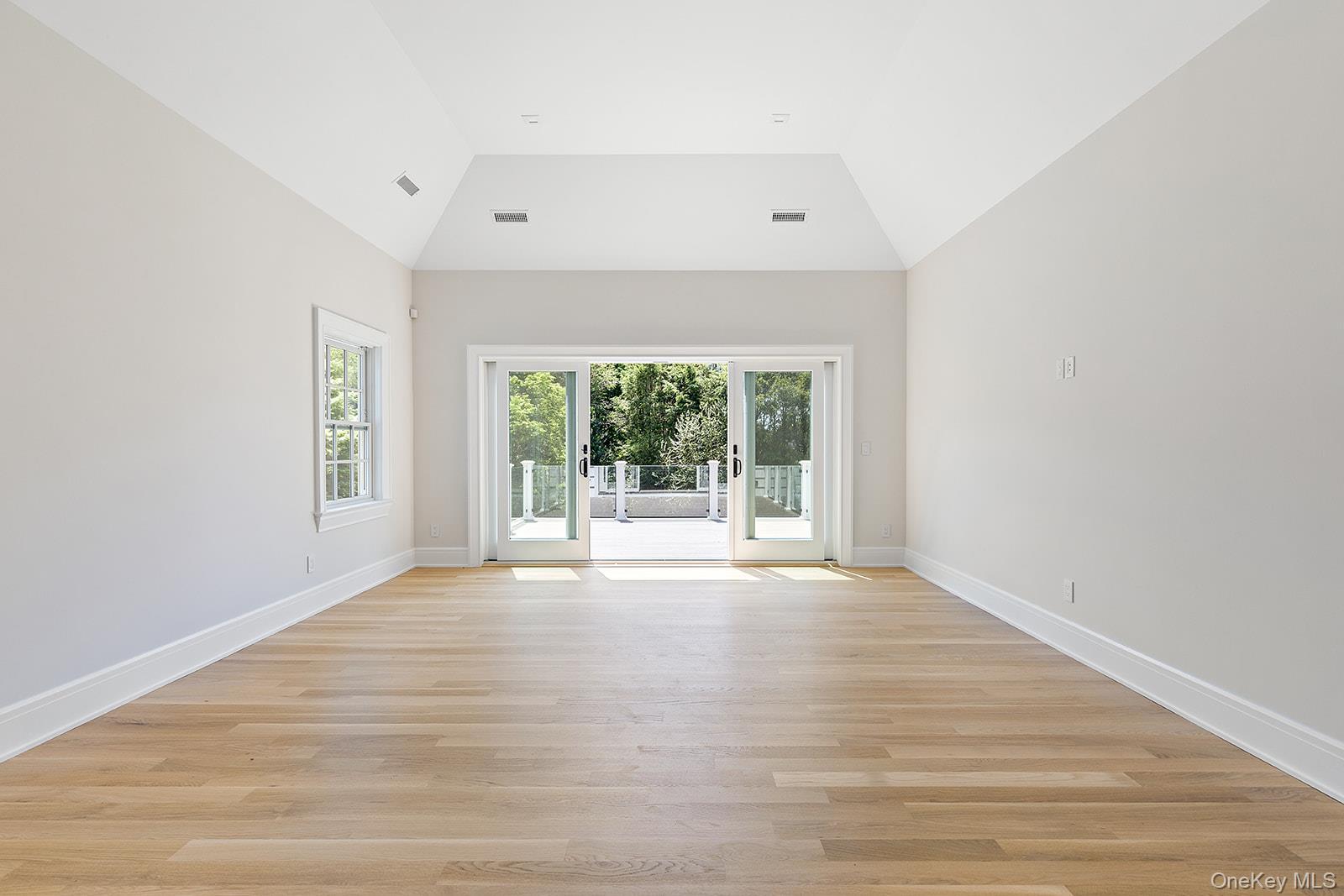 Single Family Mamaroneck Westchester County, NY 10583, MLS-882641-32