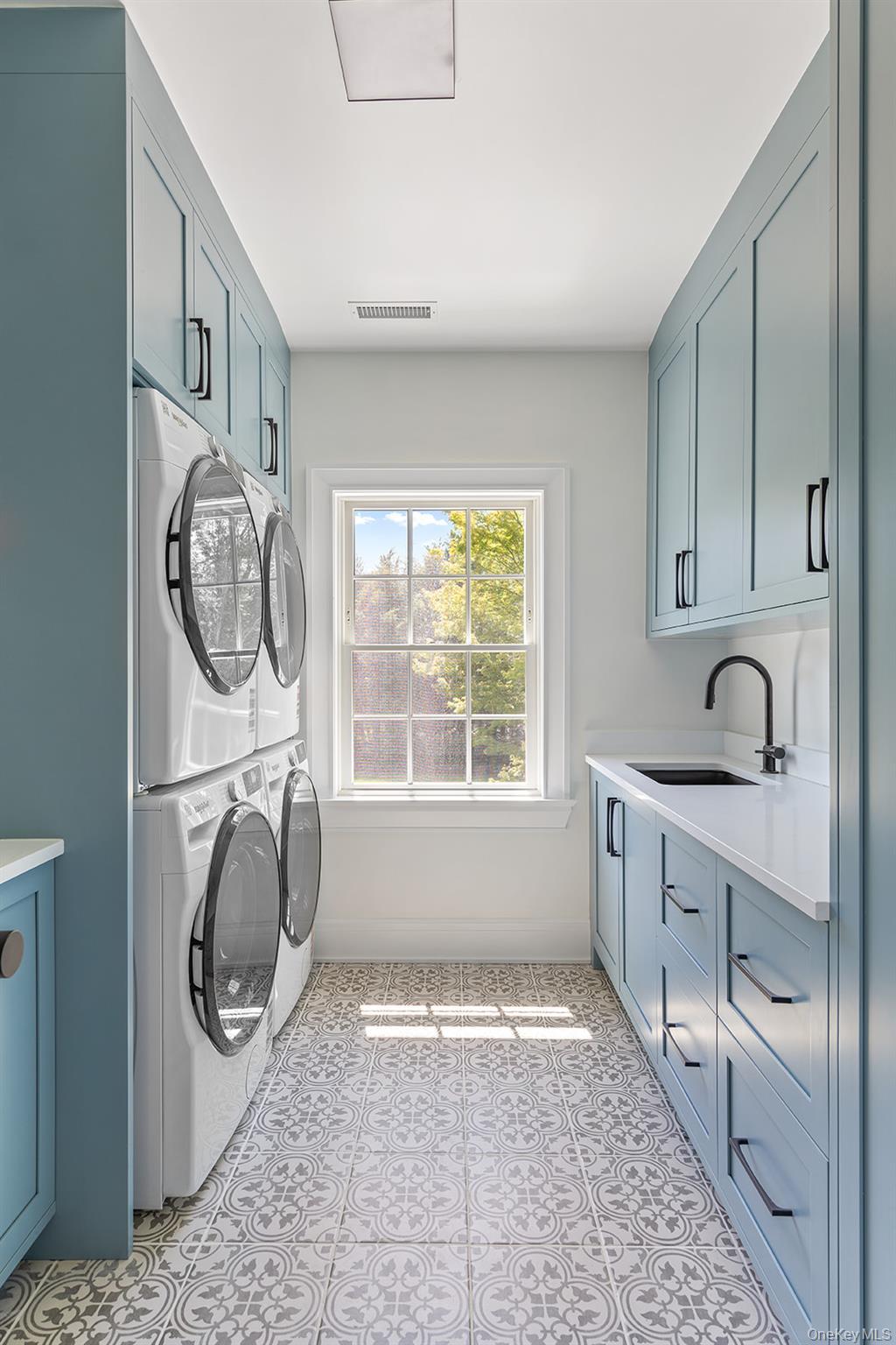 Single Family Mamaroneck Westchester County, NY 10583, MLS-882641-39