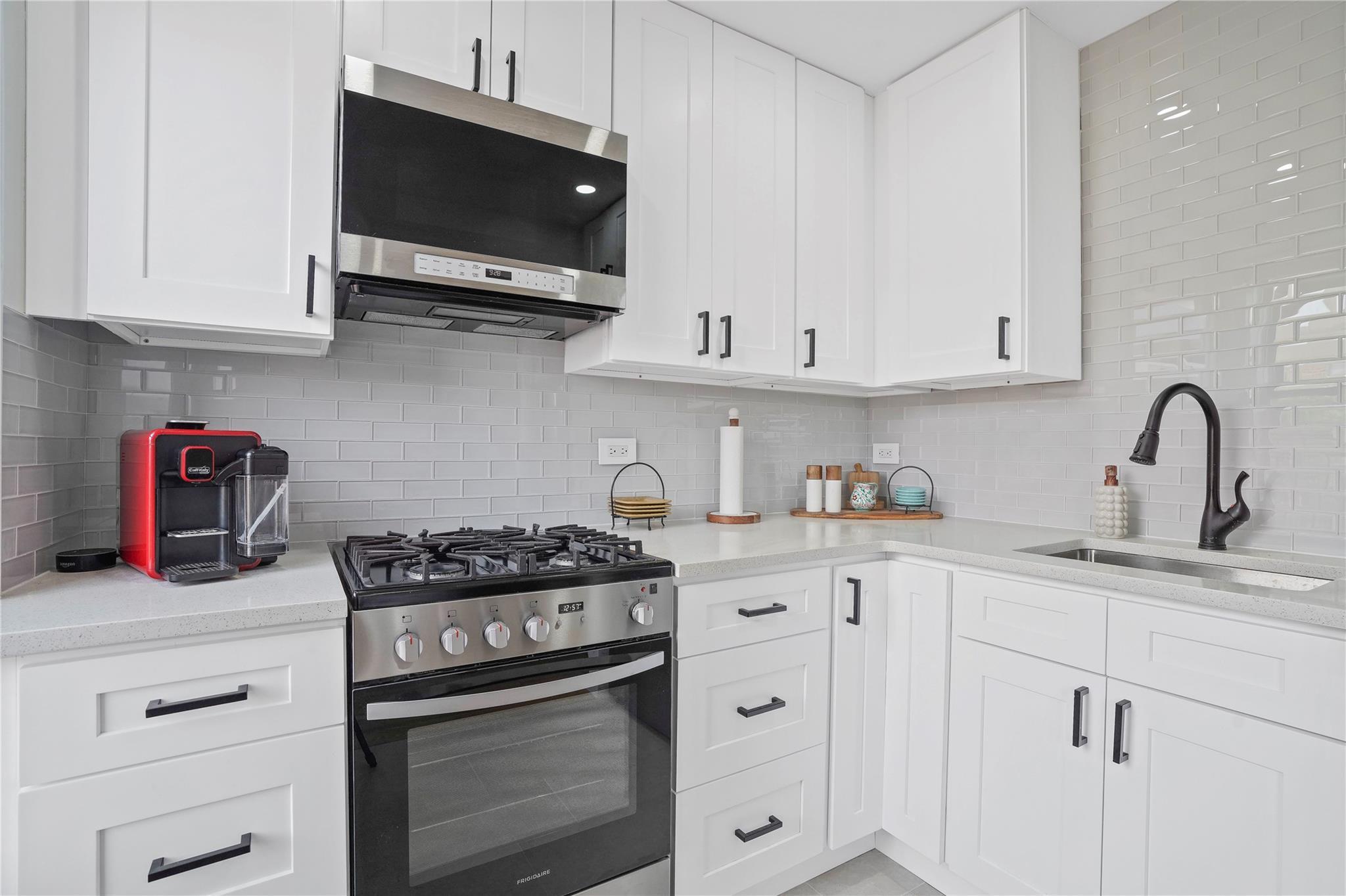 Coop 155th  Queens, NY 11414, MLS-882652-16
