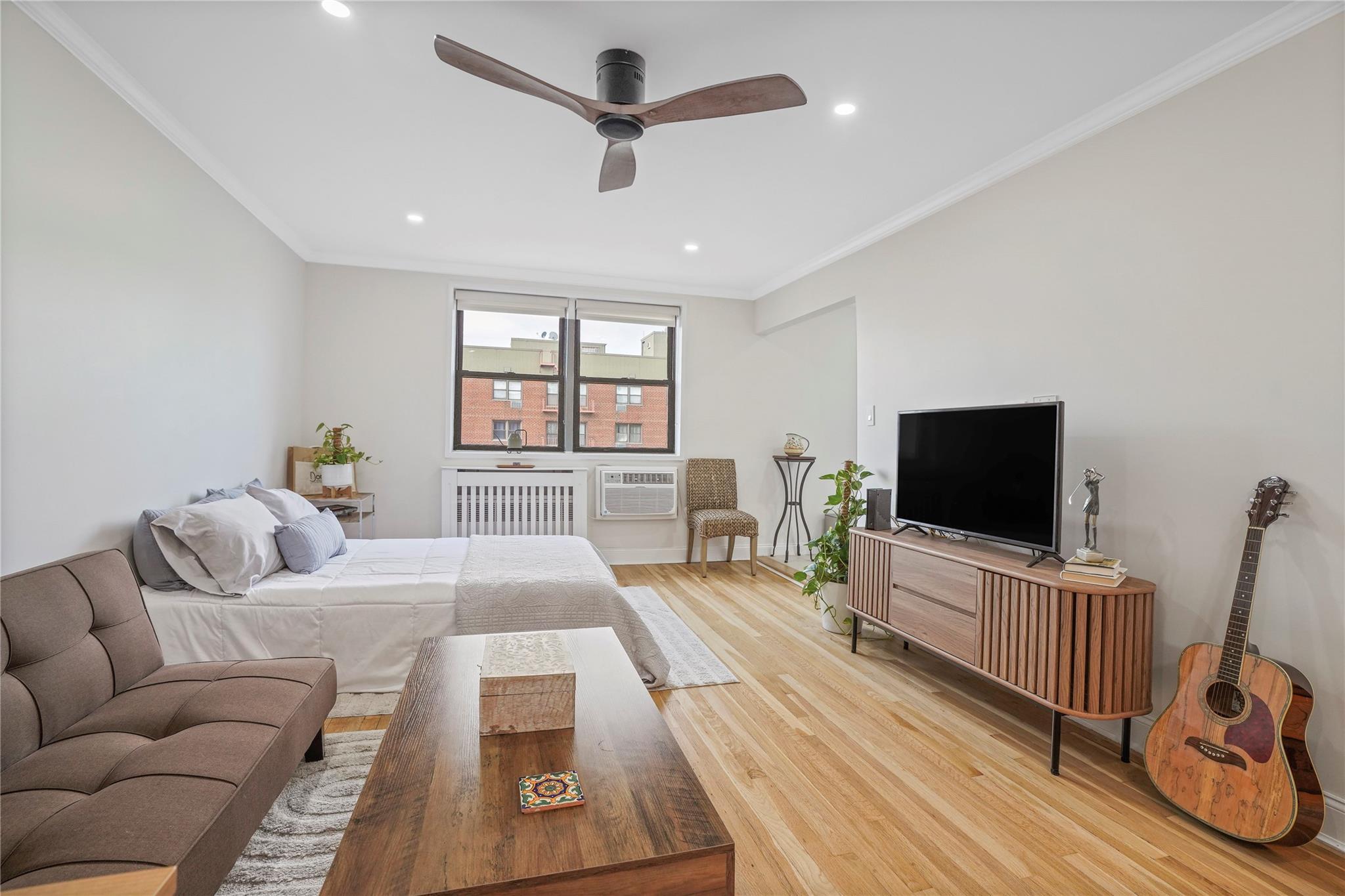 Coop 155th  Queens, NY 11414, MLS-882652-7