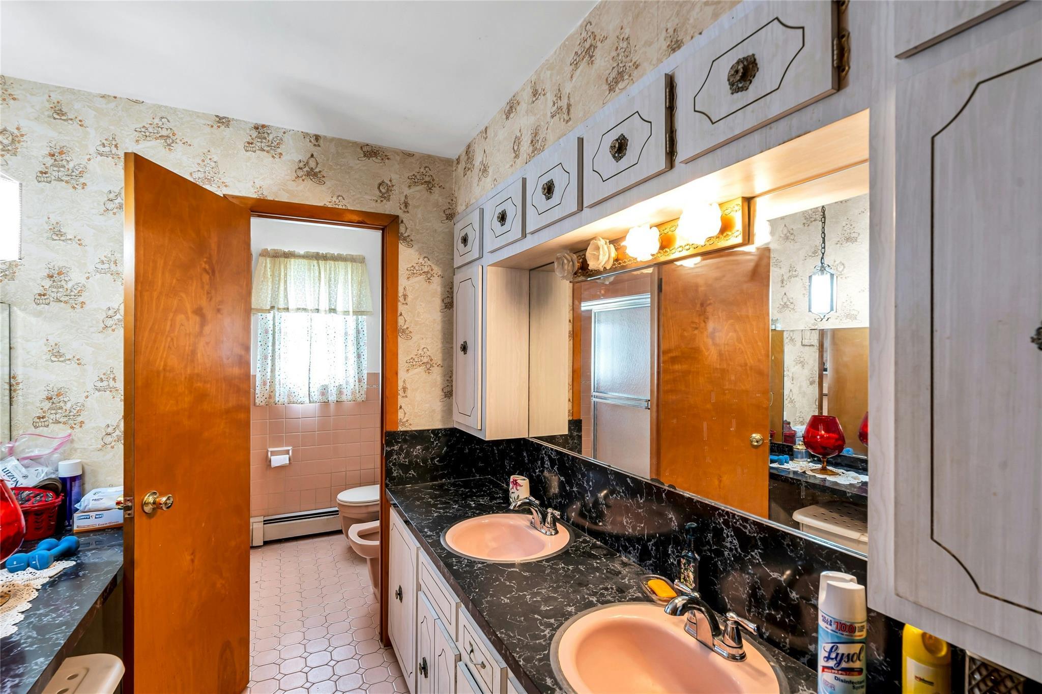 Single Family Herzel  Suffolk County, NY 11704, MLS-882660-21